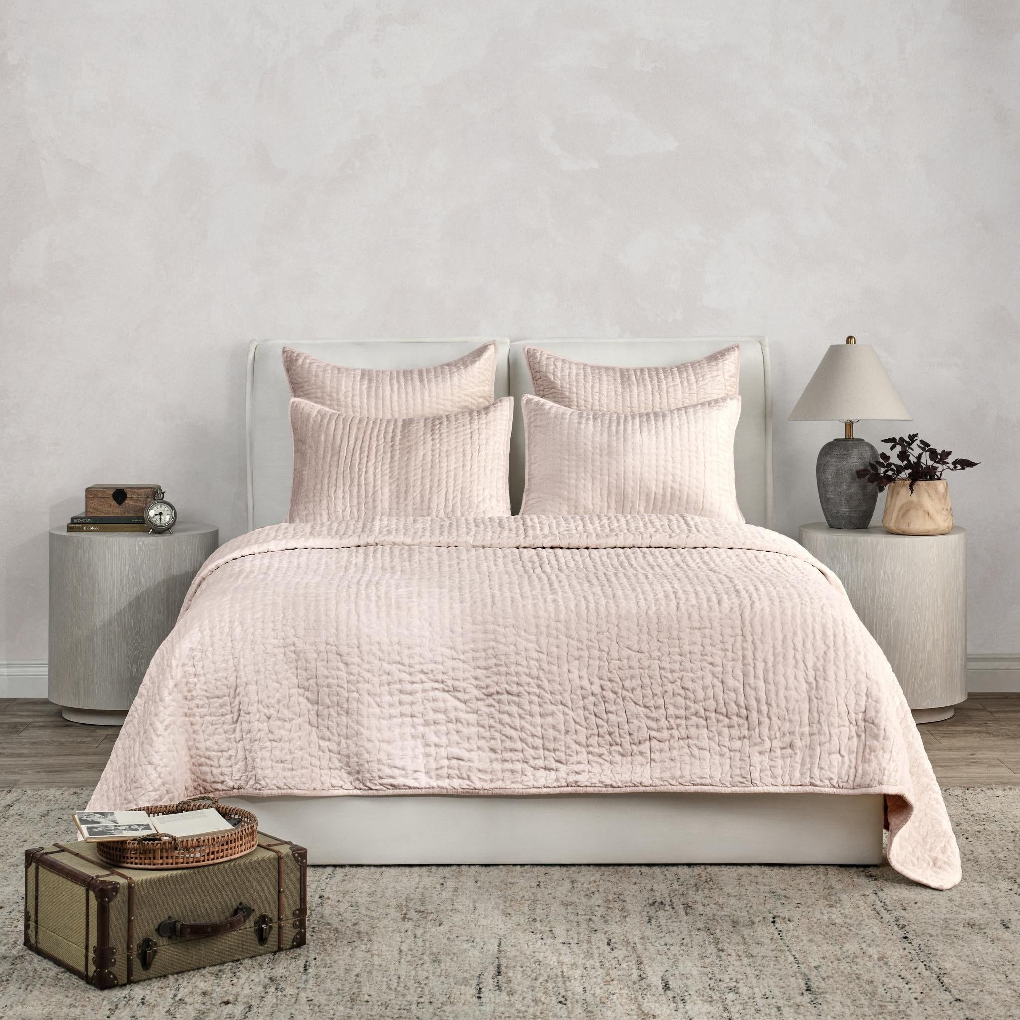 Bari - Velvet Sham - Bliss Pink