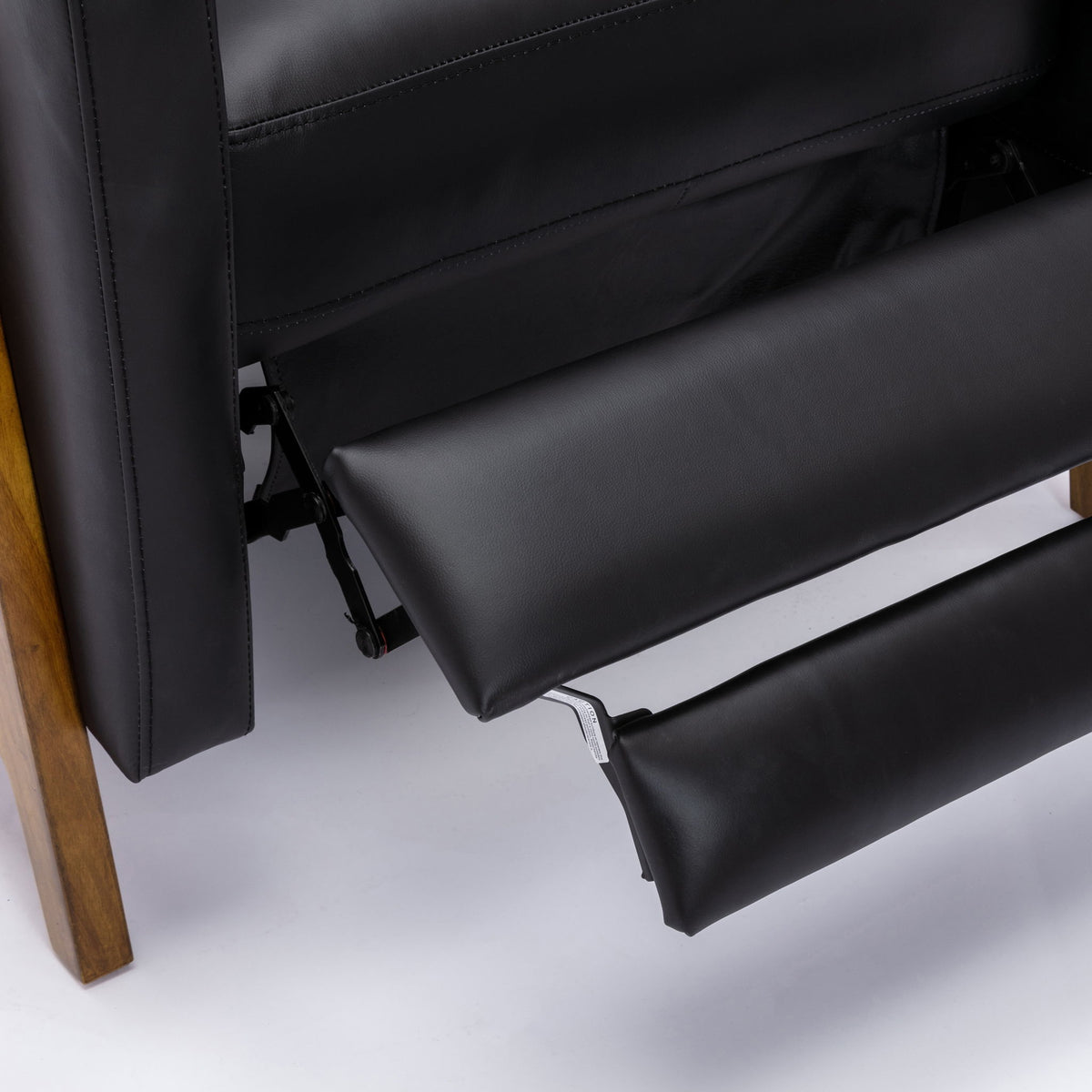 Richland - Push Back Recliner Chair - Black