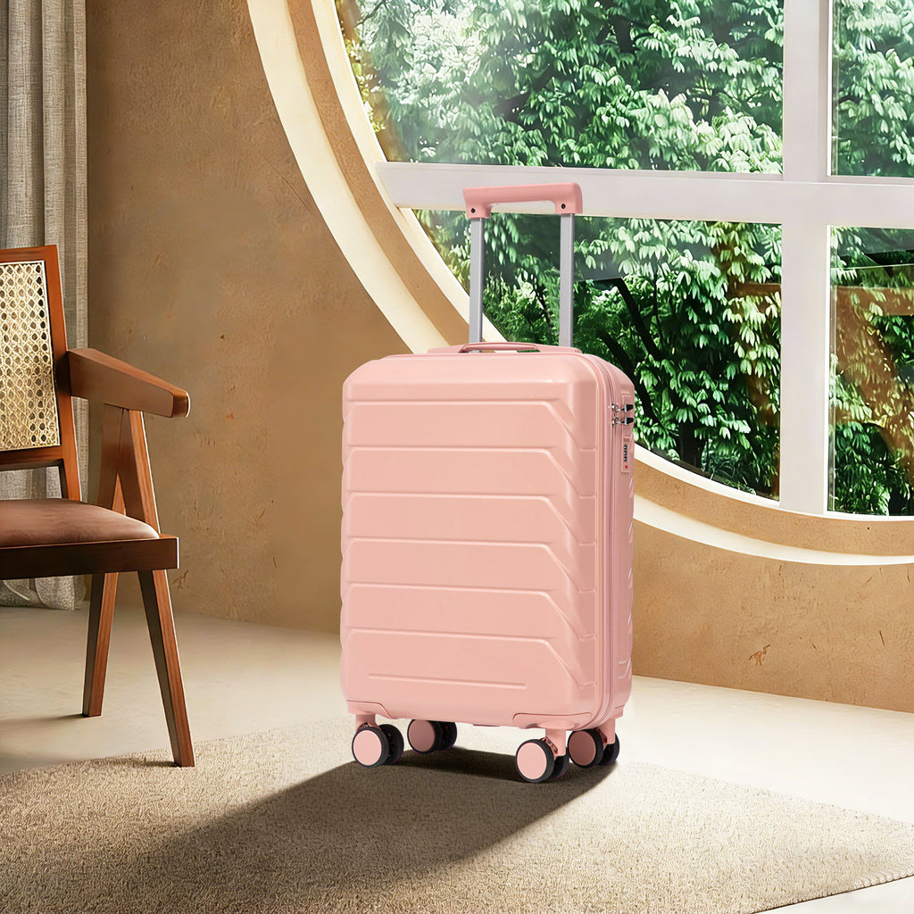 Hard Shell Travel Luggage With Scratch Resistant Surface