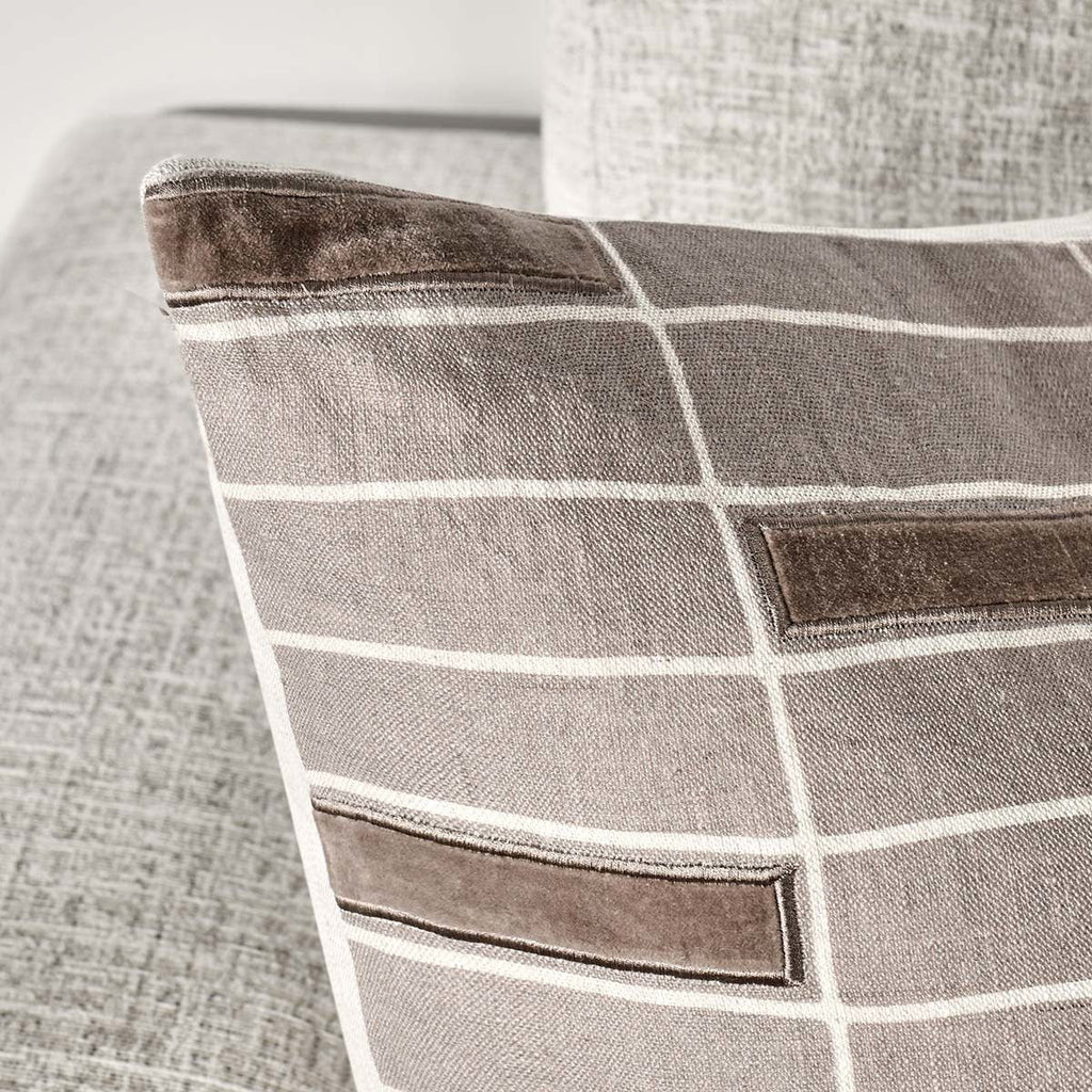 Breccia - Pillow - Taupe