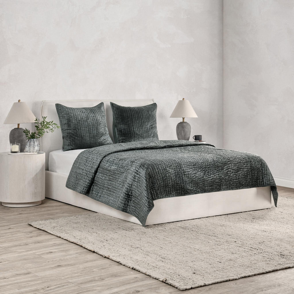 Bari - Velvet Quilt - Bay Green