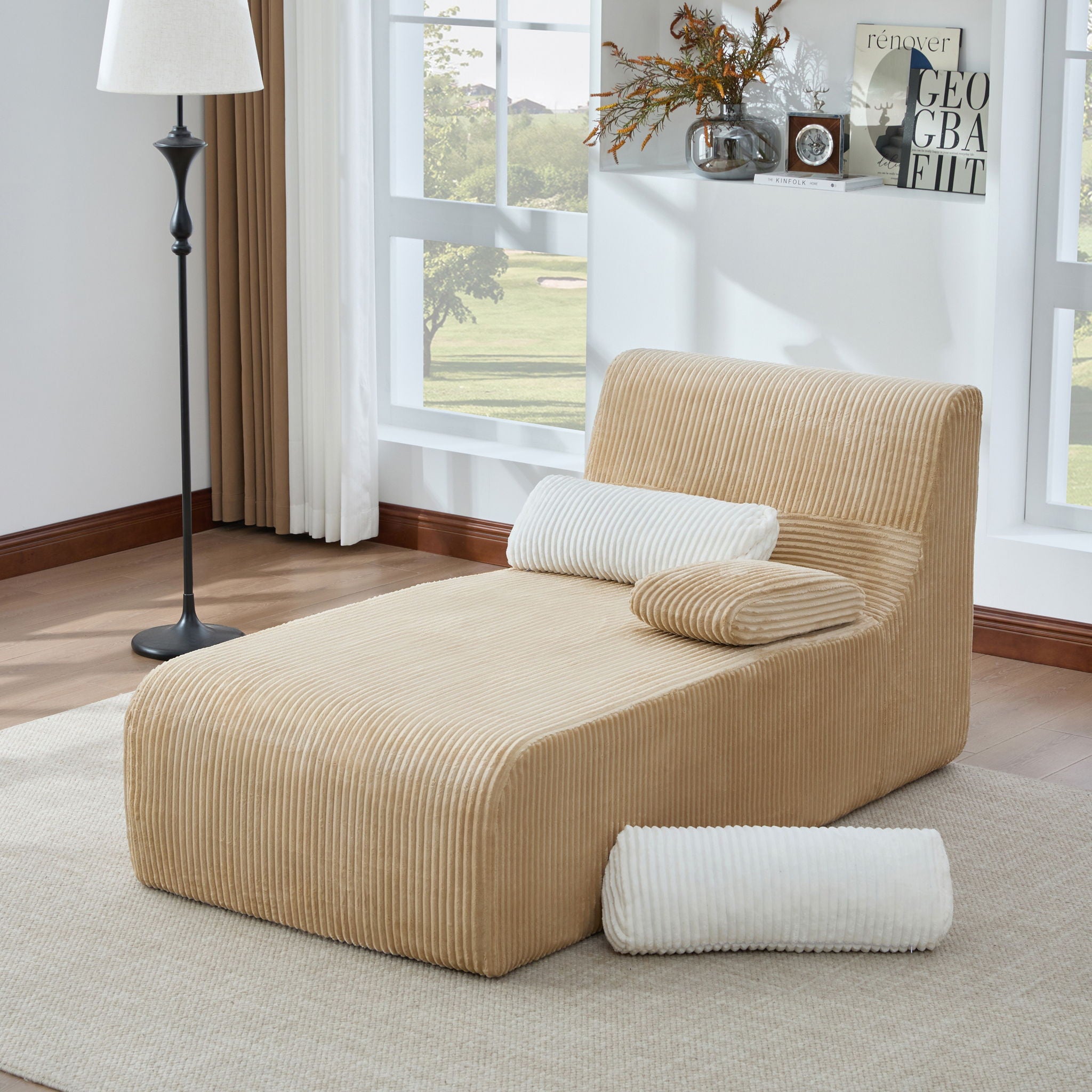 Modern Chaise With Ergonomic Design