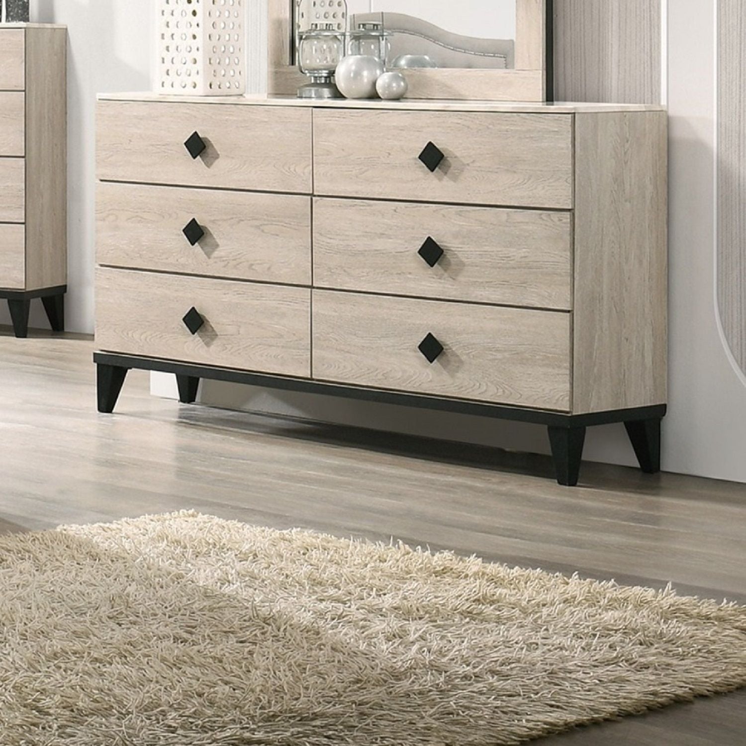 Design Dresser With 6 Drawers