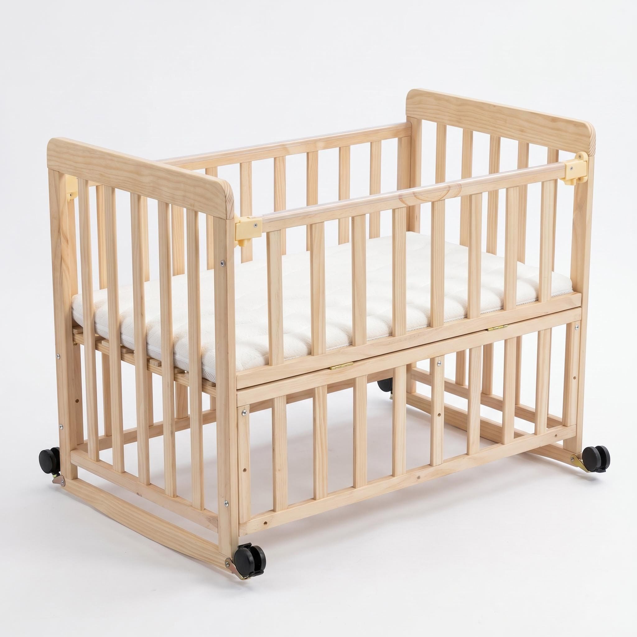 Portable Bedside Bassinet With 3 Adjustable Heights, Mini Crib For Newborns - Natural Wood
