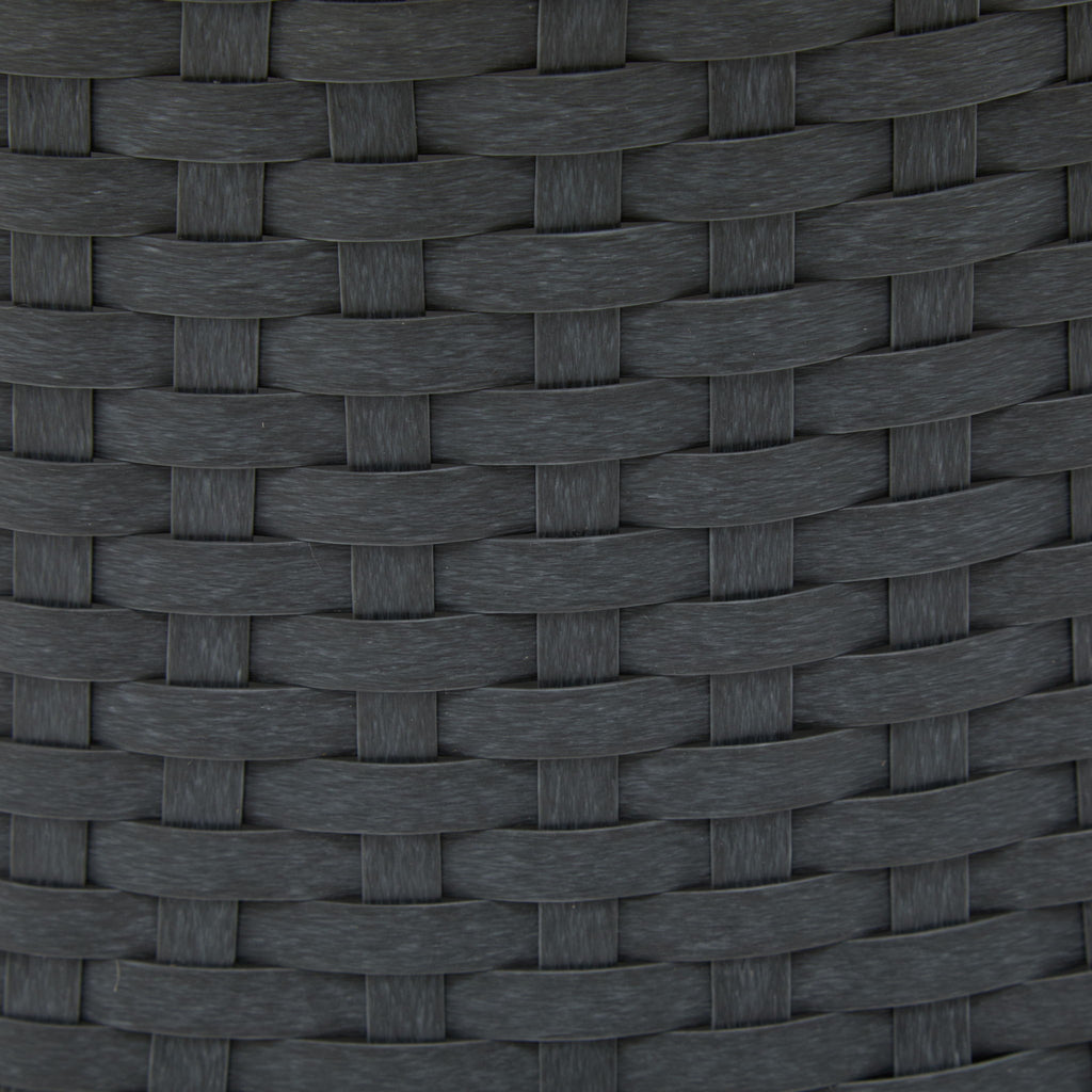 Modern Swivel Wicker Lounge Chair With Round Design