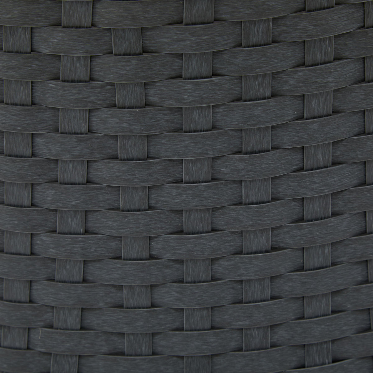 Modern Swivel Wicker Lounge Chair With Round Design