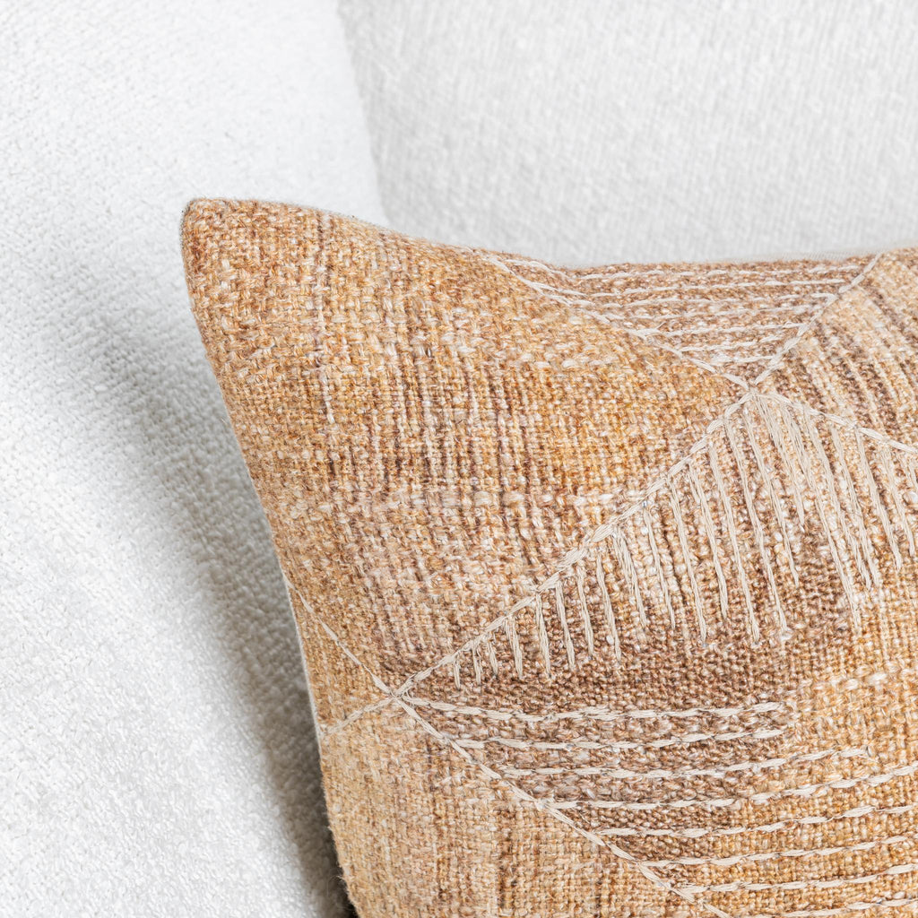 Rev - 22" x 22"Pillow - Caramel