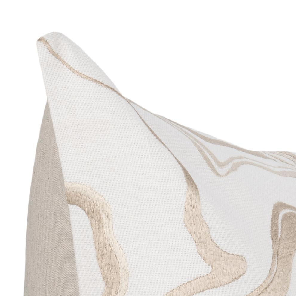 Drift - 22" x 22" Pillow - Ivory / Natural