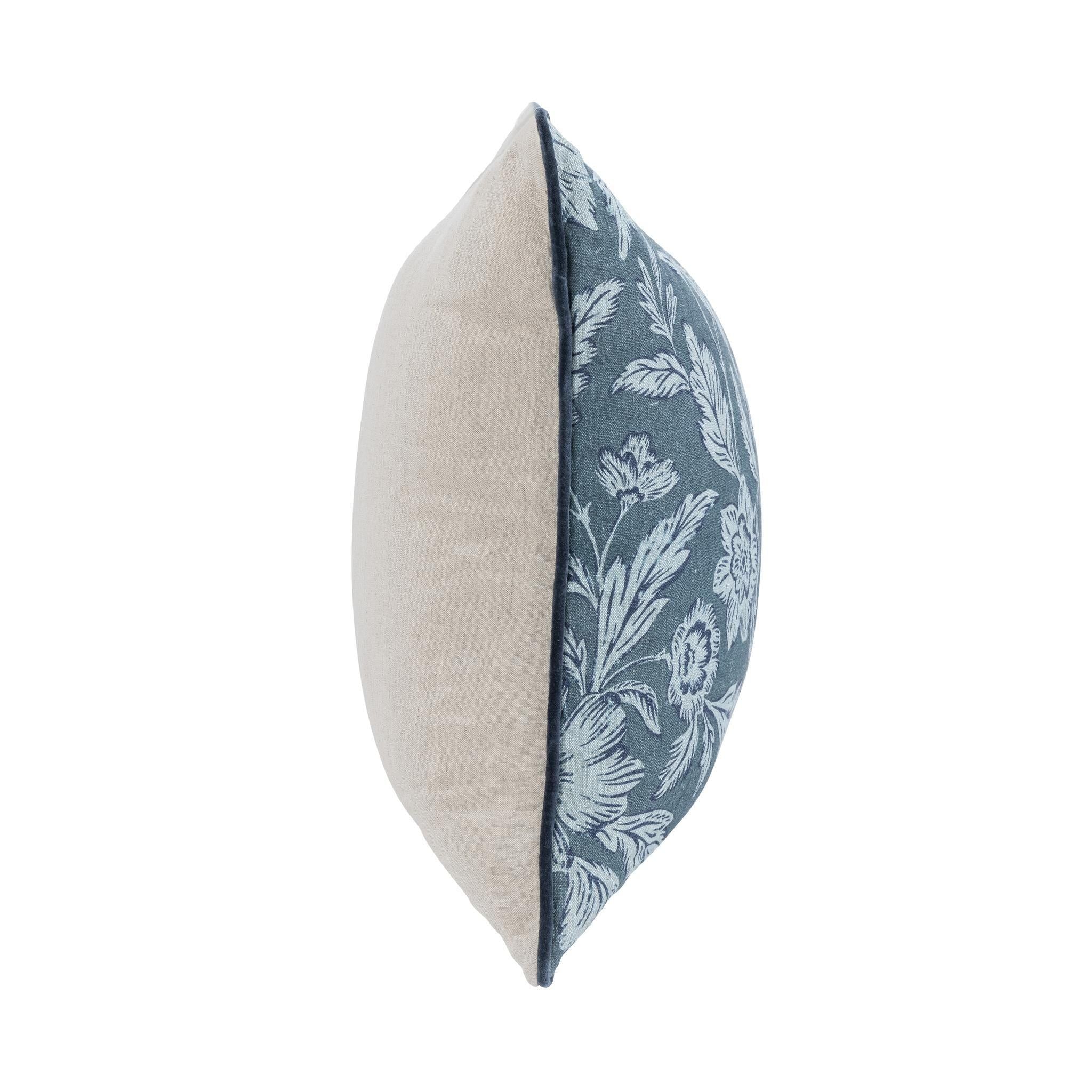 Davenport - Pillow
