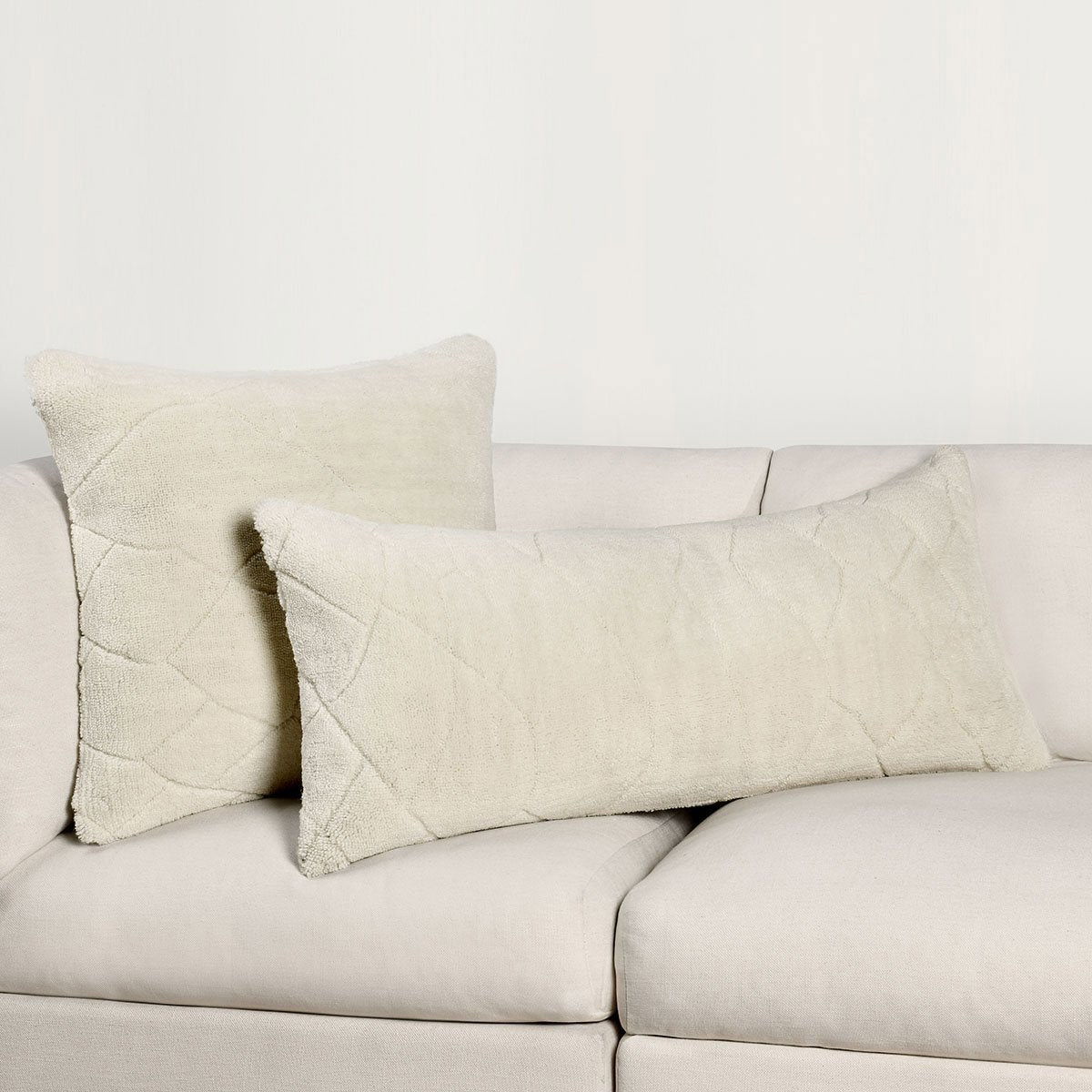 Mercer - 22" x 22" RN Pillow - Ivory