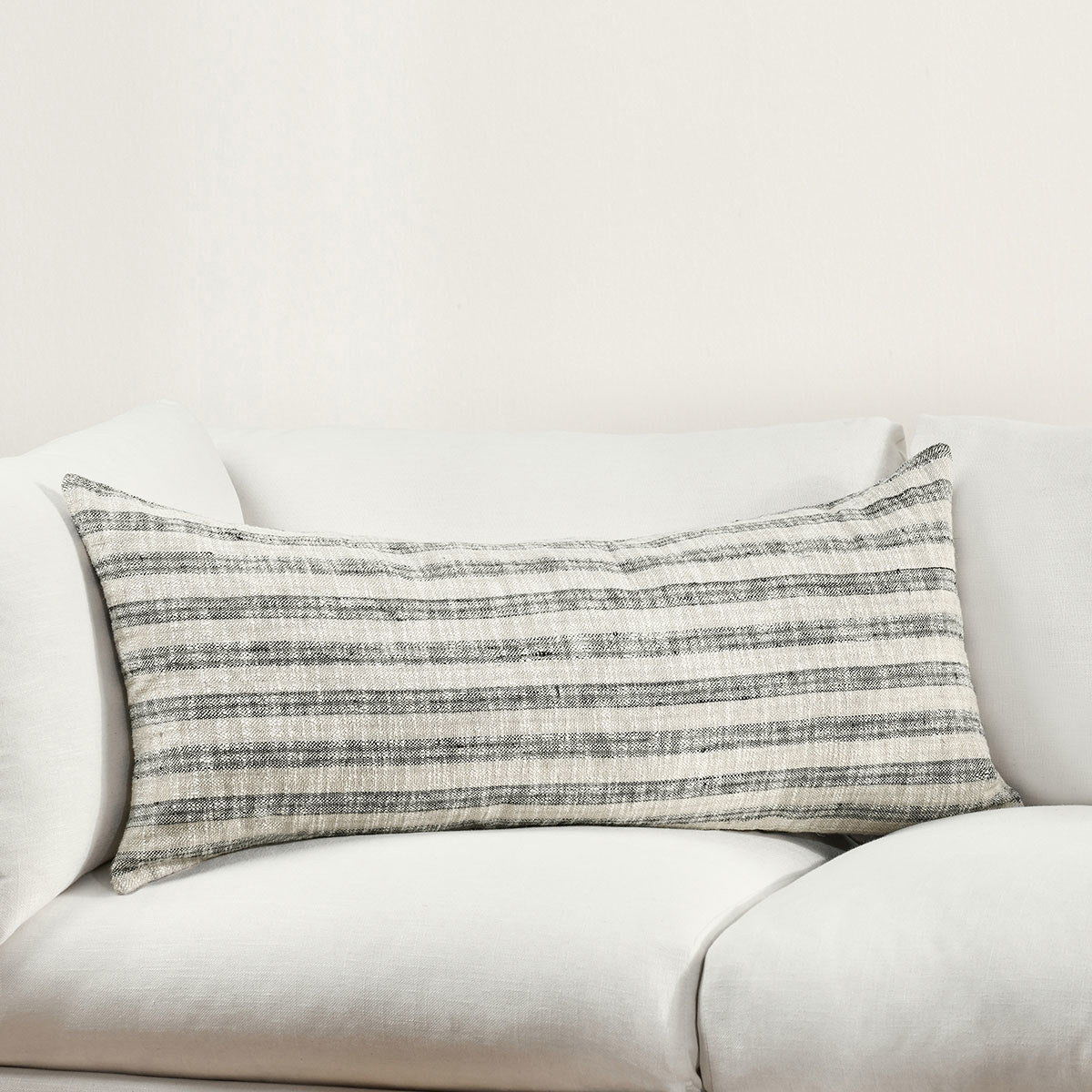 Linna - Pillow