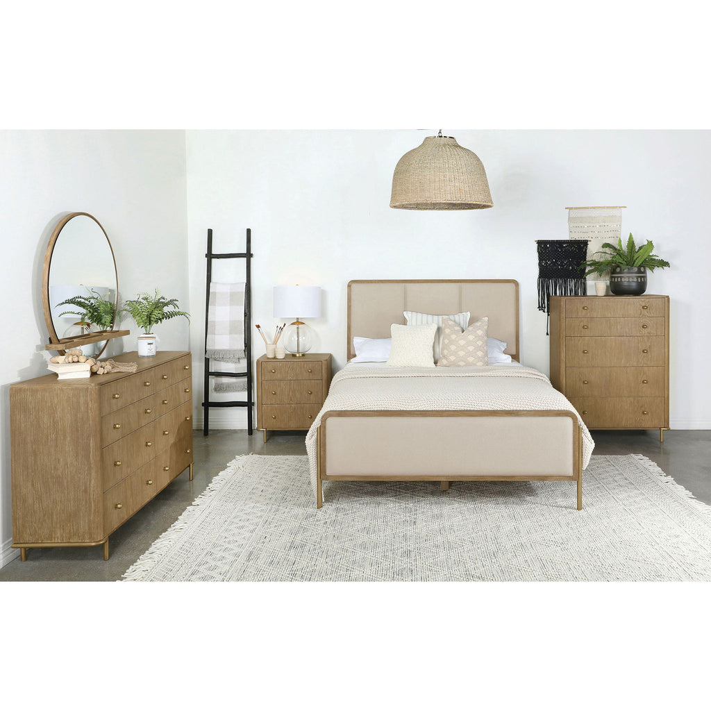 Benson - Panel Bed