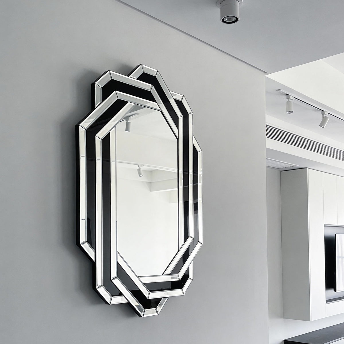 Diamond Wall Mirror - Silver