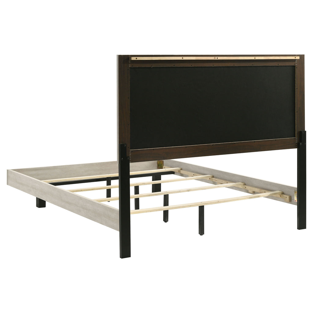 Strout - Panel Bed