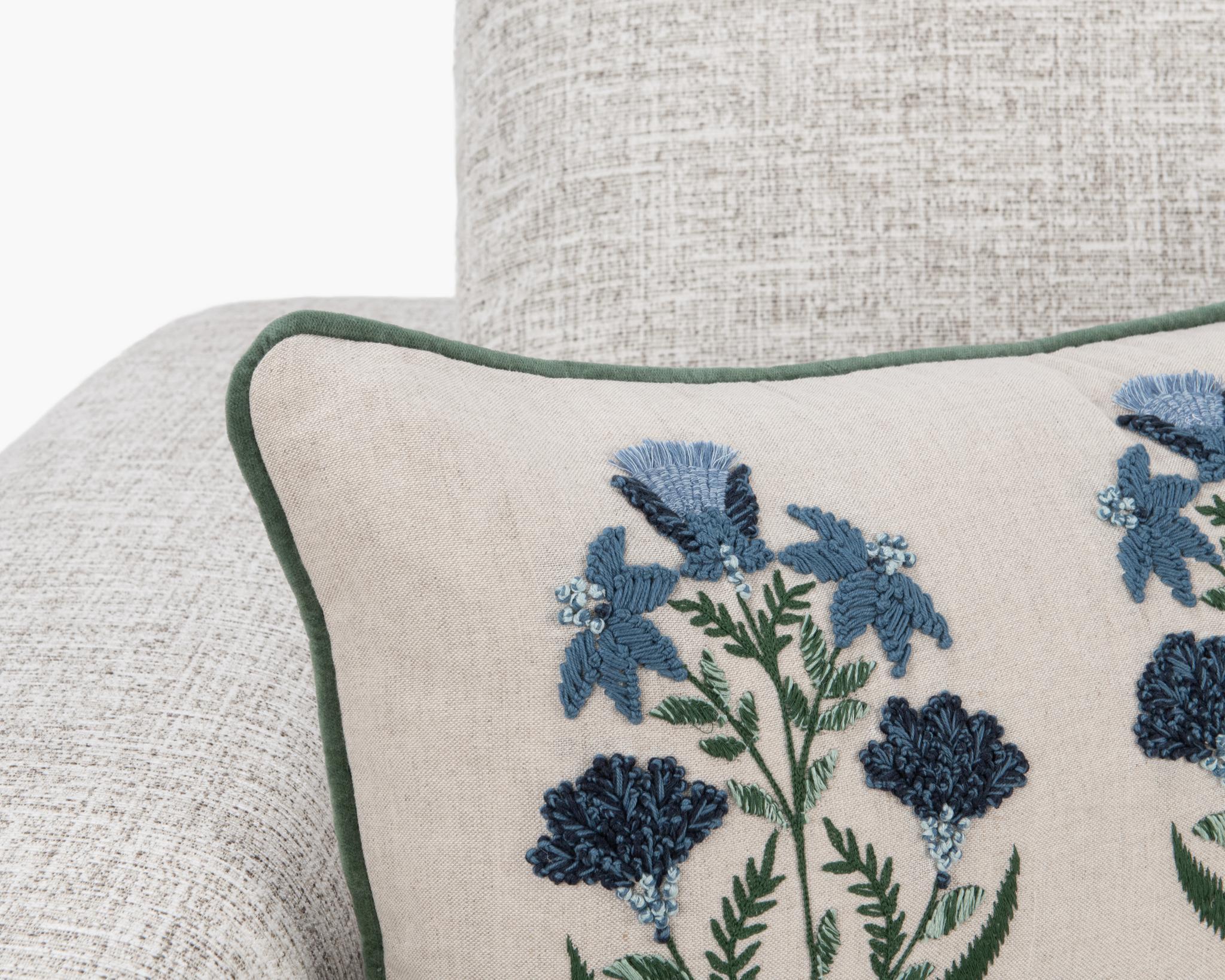 Belcourt - 14" x 26" Floral Pillow - Floral Natural / Blue
