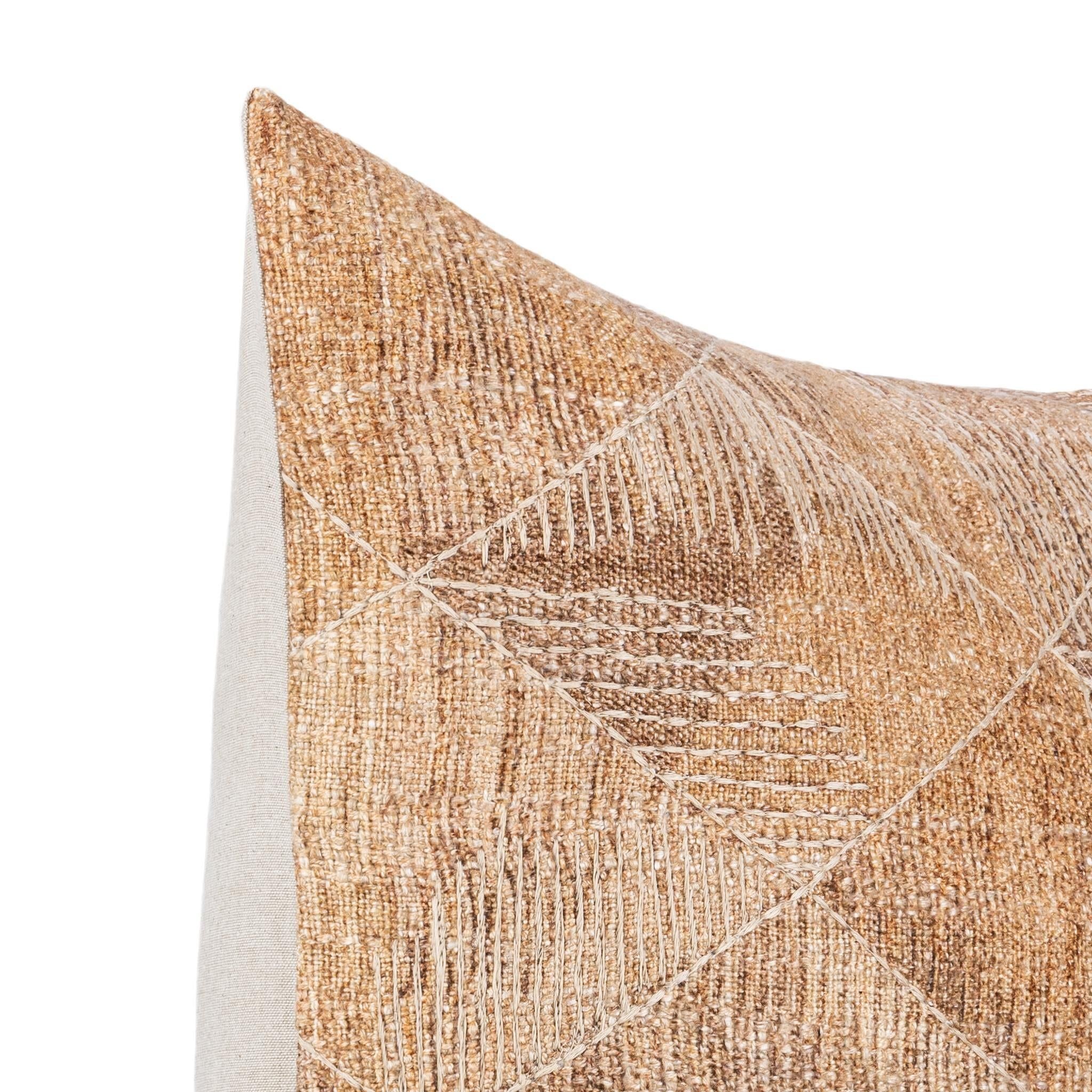Rev - 22" x 22"Pillow - Caramel