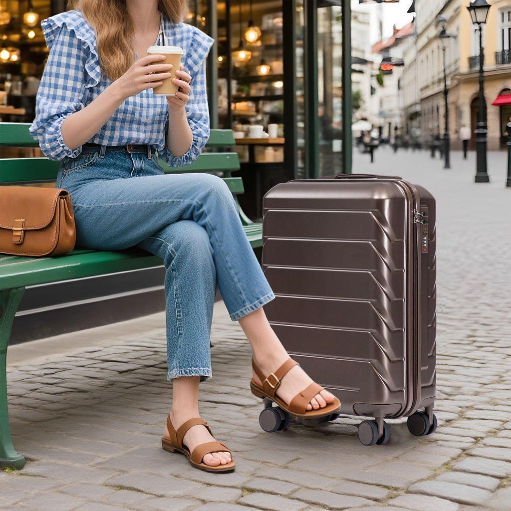 Spinner Luggage Set With Combination Lock