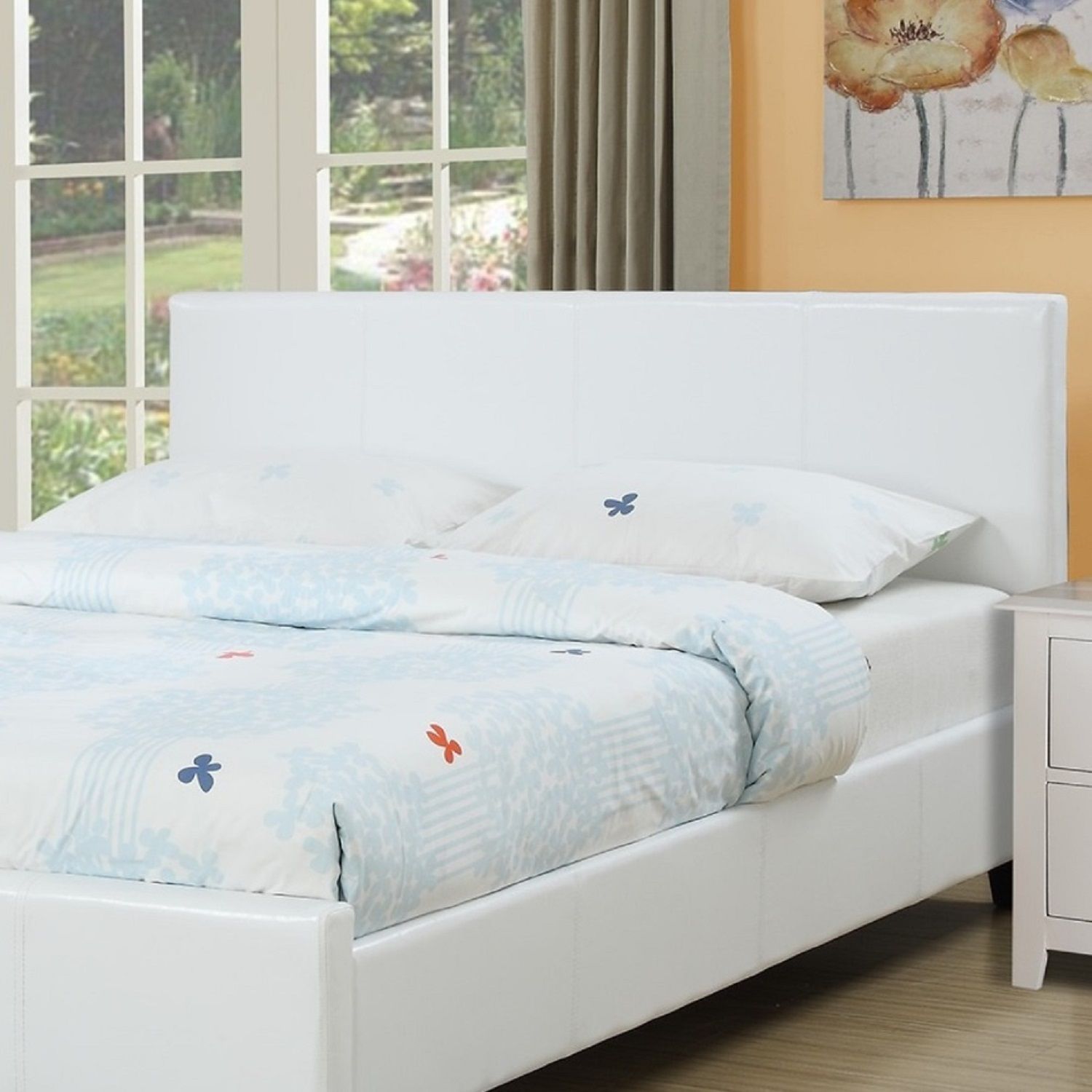 Upholstered Bed With Adjustable Headboard