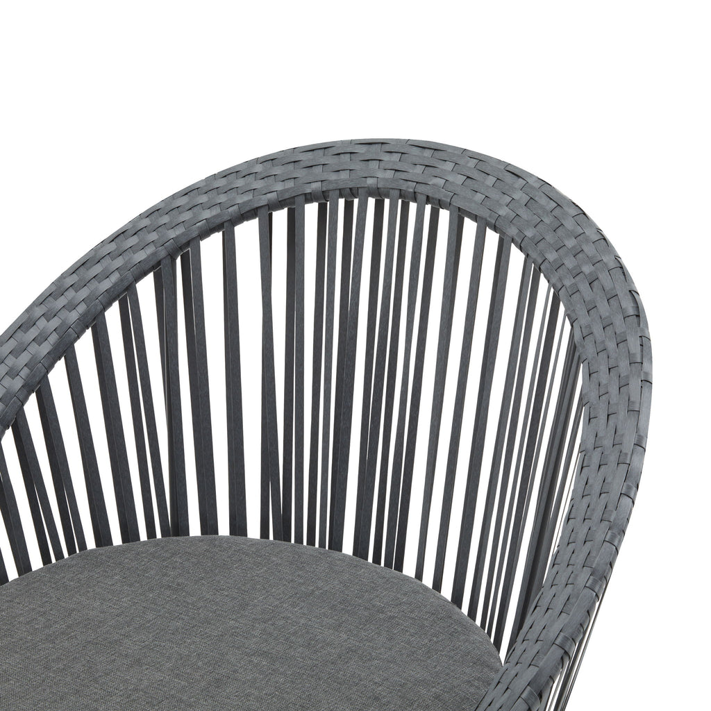 Modern Swivel Wicker Lounge Chair With Round Design