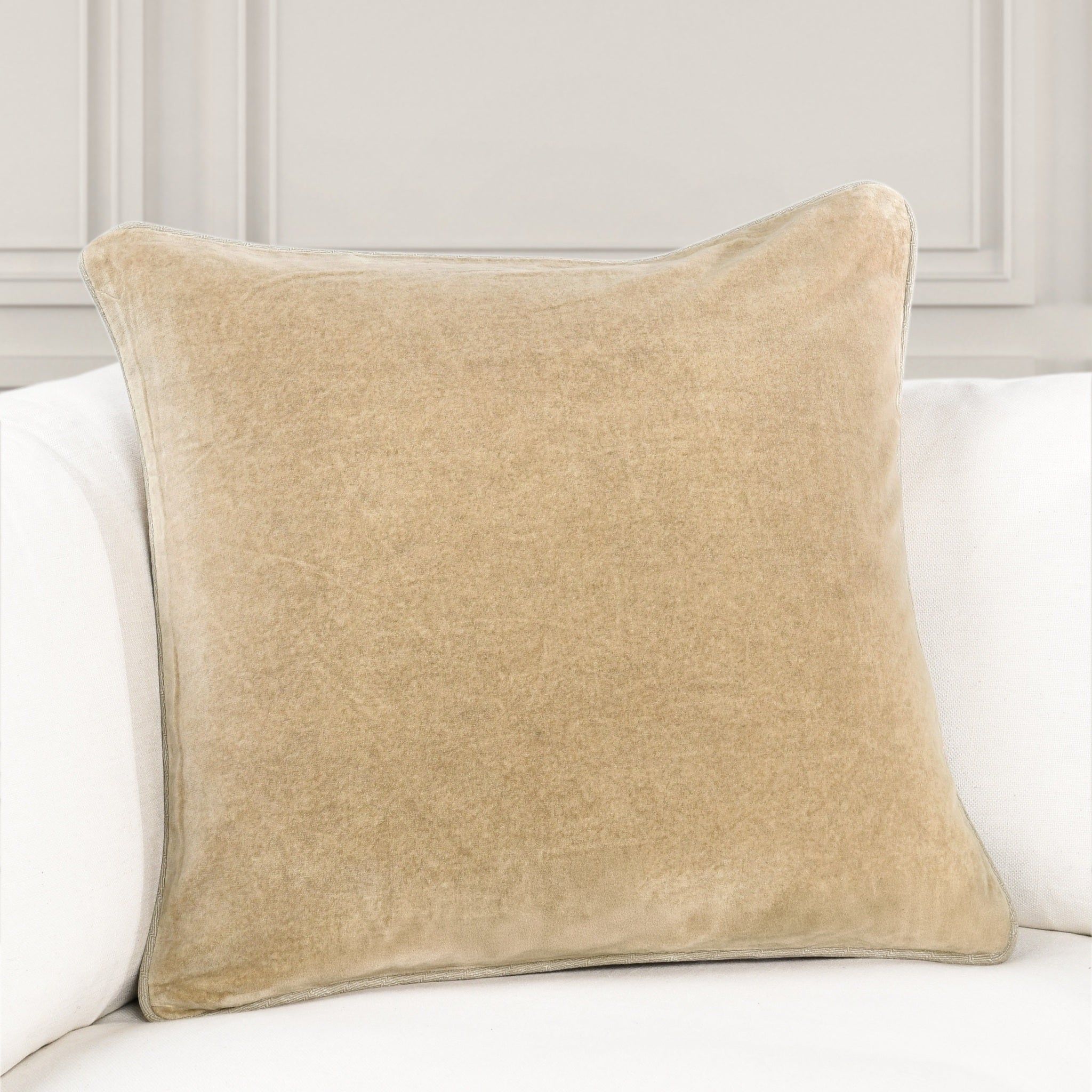 Heirloom Velvet - SLD Pillow - Wheat