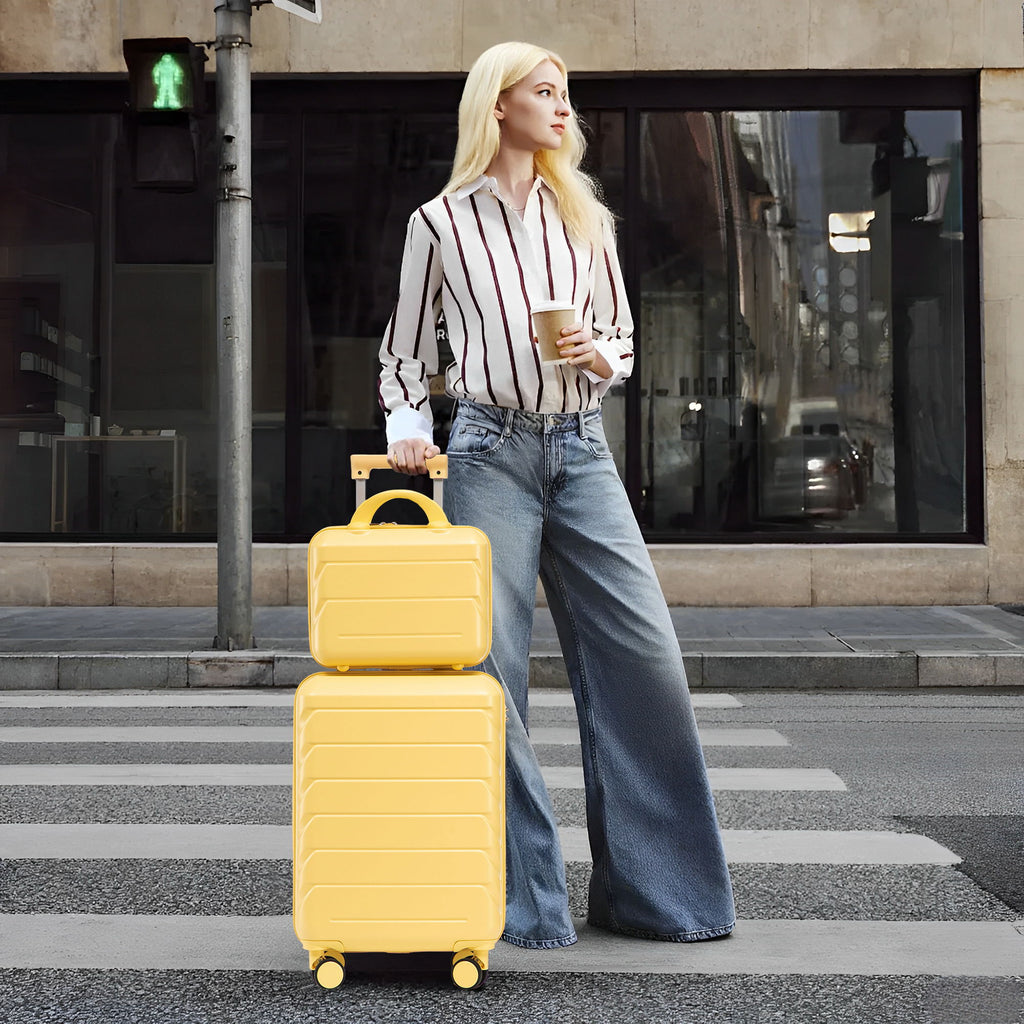 Spinner Luggage Set With Combination Lock