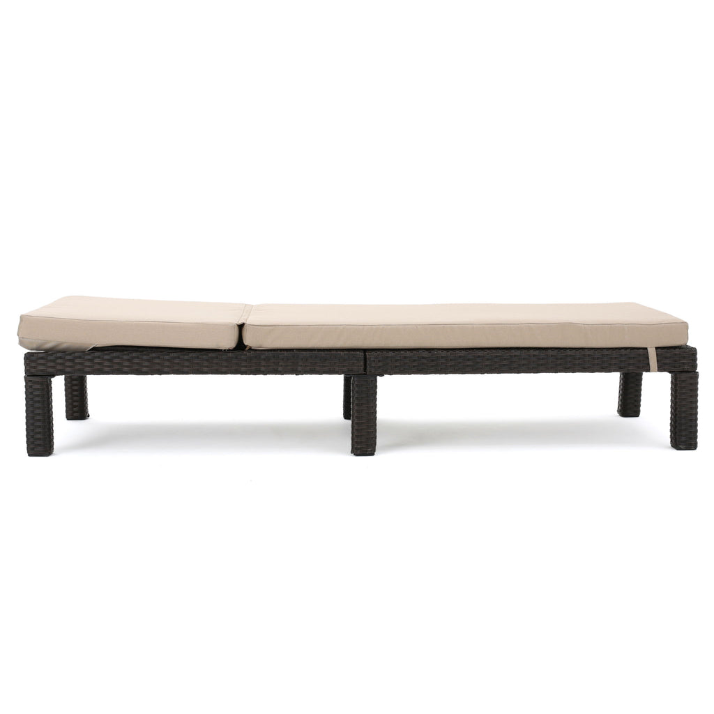 Puerta - Chaise Lounge Frame Cushion Outdoor Wicker Iron - Beige / Dark Brown