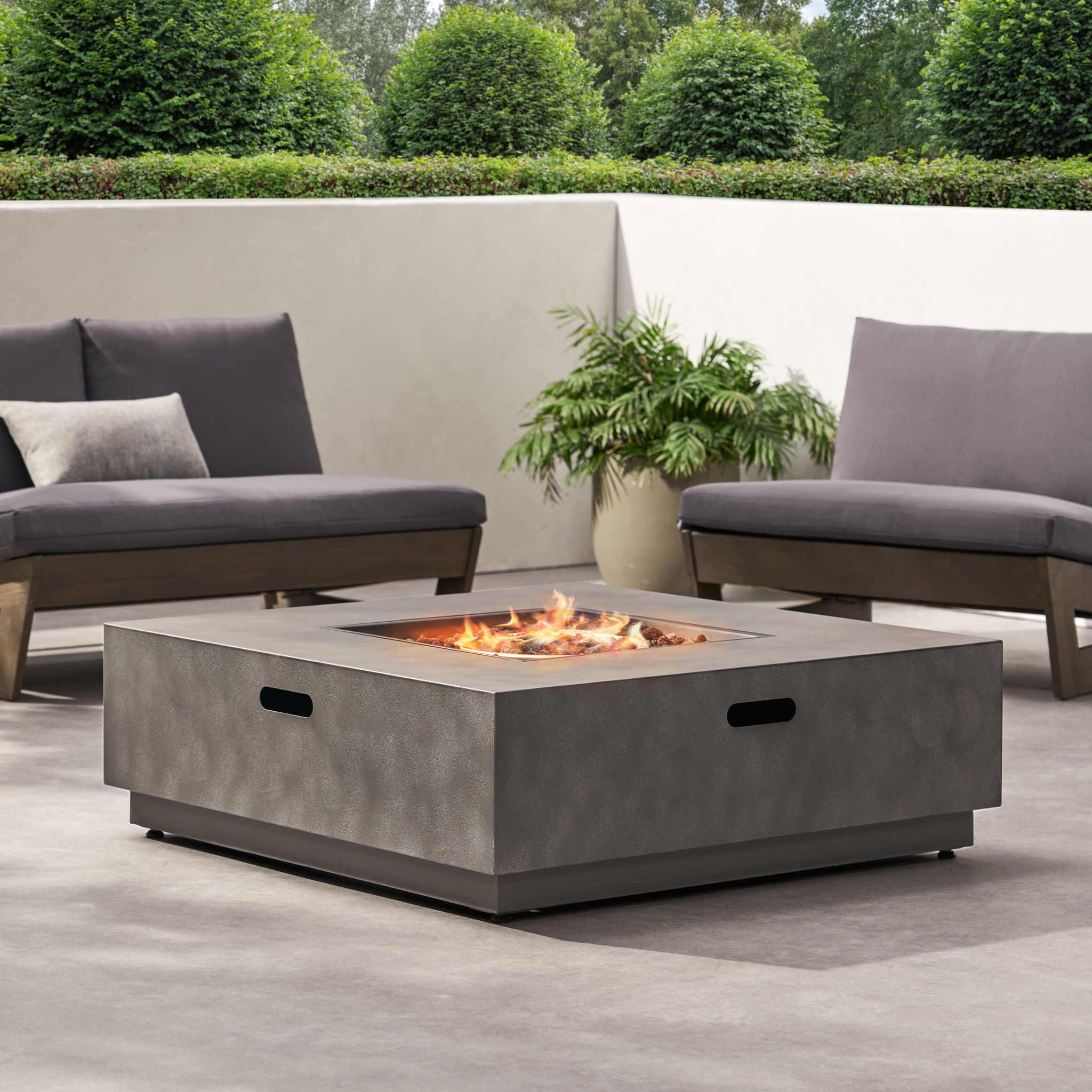 Modern Square Fire Pit With 50, 000 Btu