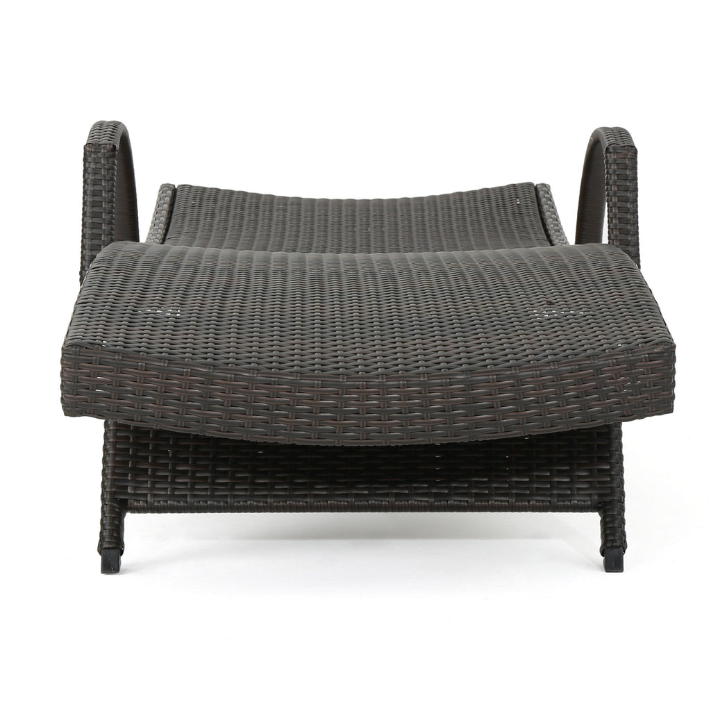 Salem - Contemporary Wicker Chaise Lounge With Arm, Weather Resistant