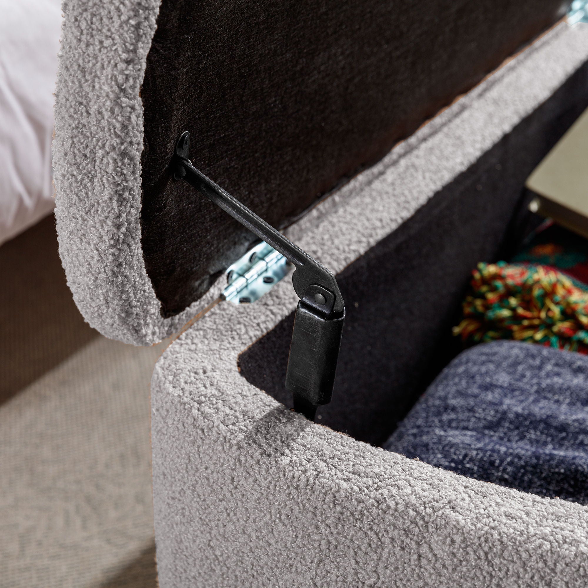 Storage Ottoman Bench For End Of Bed Legs, Modern Camel Faux Fur Entryway Bench Upholstered Padded With Storage For Living Room Bedroom