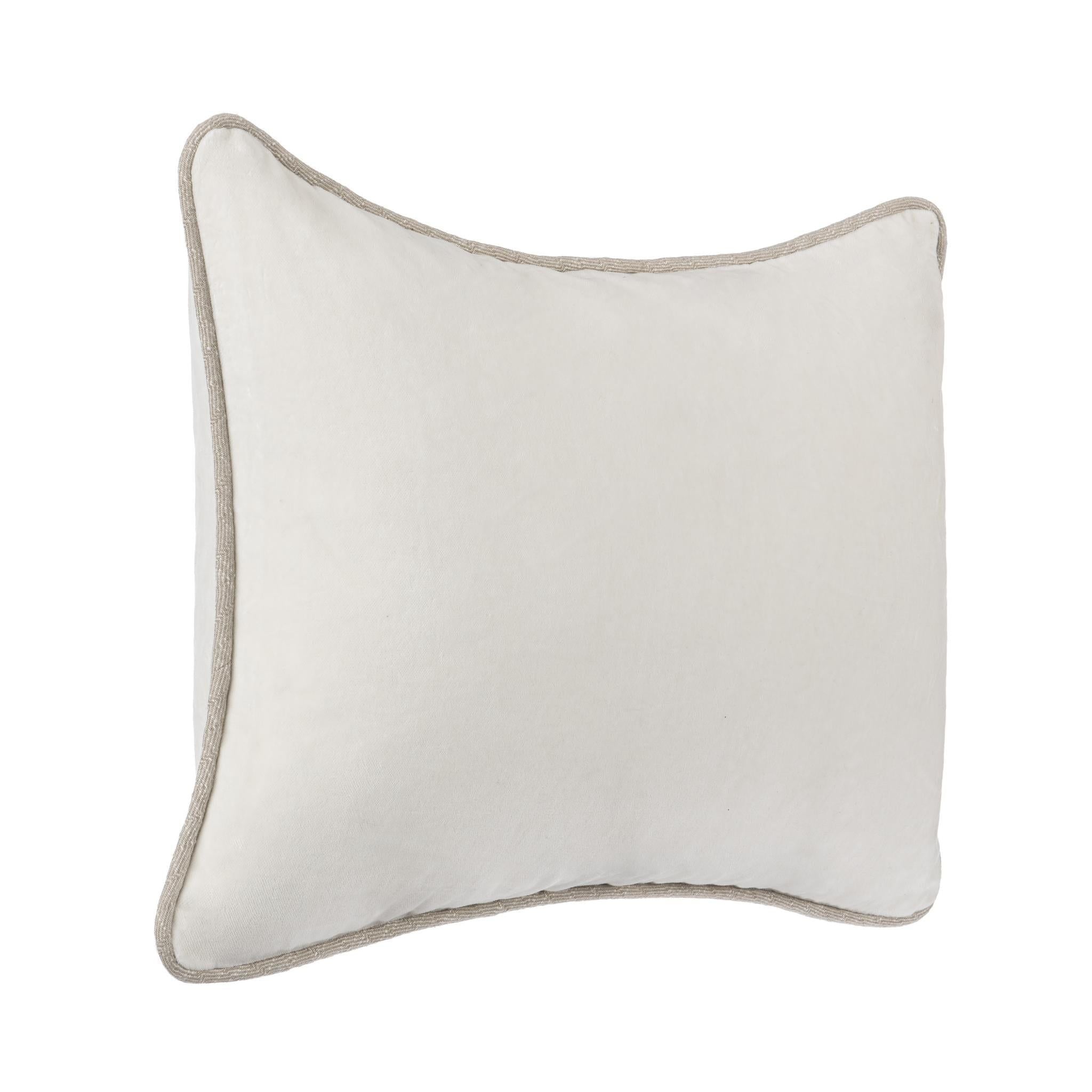 Heirloom Velvet - SLD Pillow - Ivory