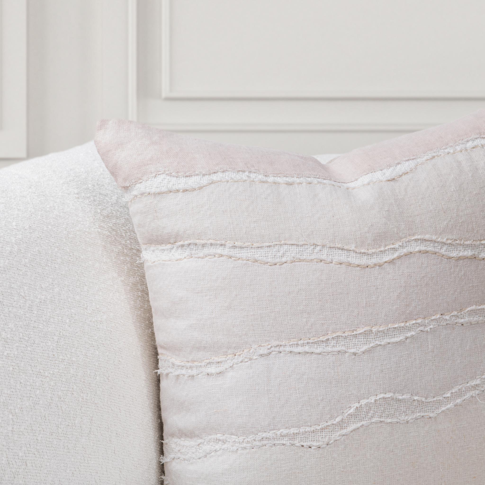 Villa Classics - Bikram 22" x 22" Accent Pillow - Ivory / Natural