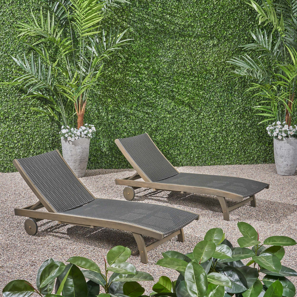 Outdoor Chaise Lounge With Pull Out Tray And Wicker Seat - Gray