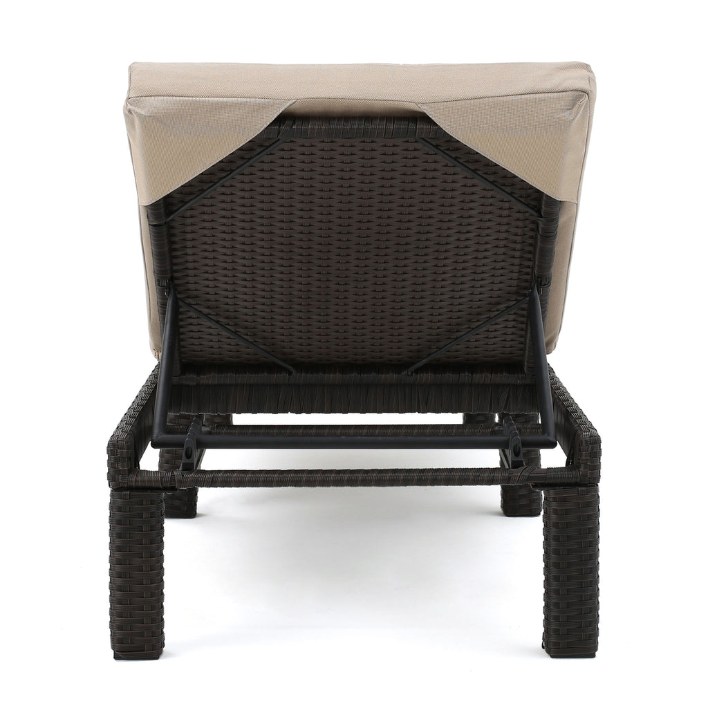 Puerta - Chaise Lounge Frame Cushion Outdoor Wicker Iron - Beige / Dark Brown