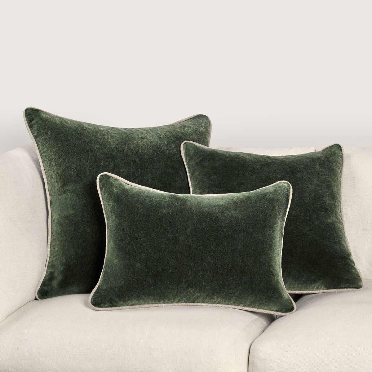 Heirloom Velvet - SLD Pillow - Forest Green