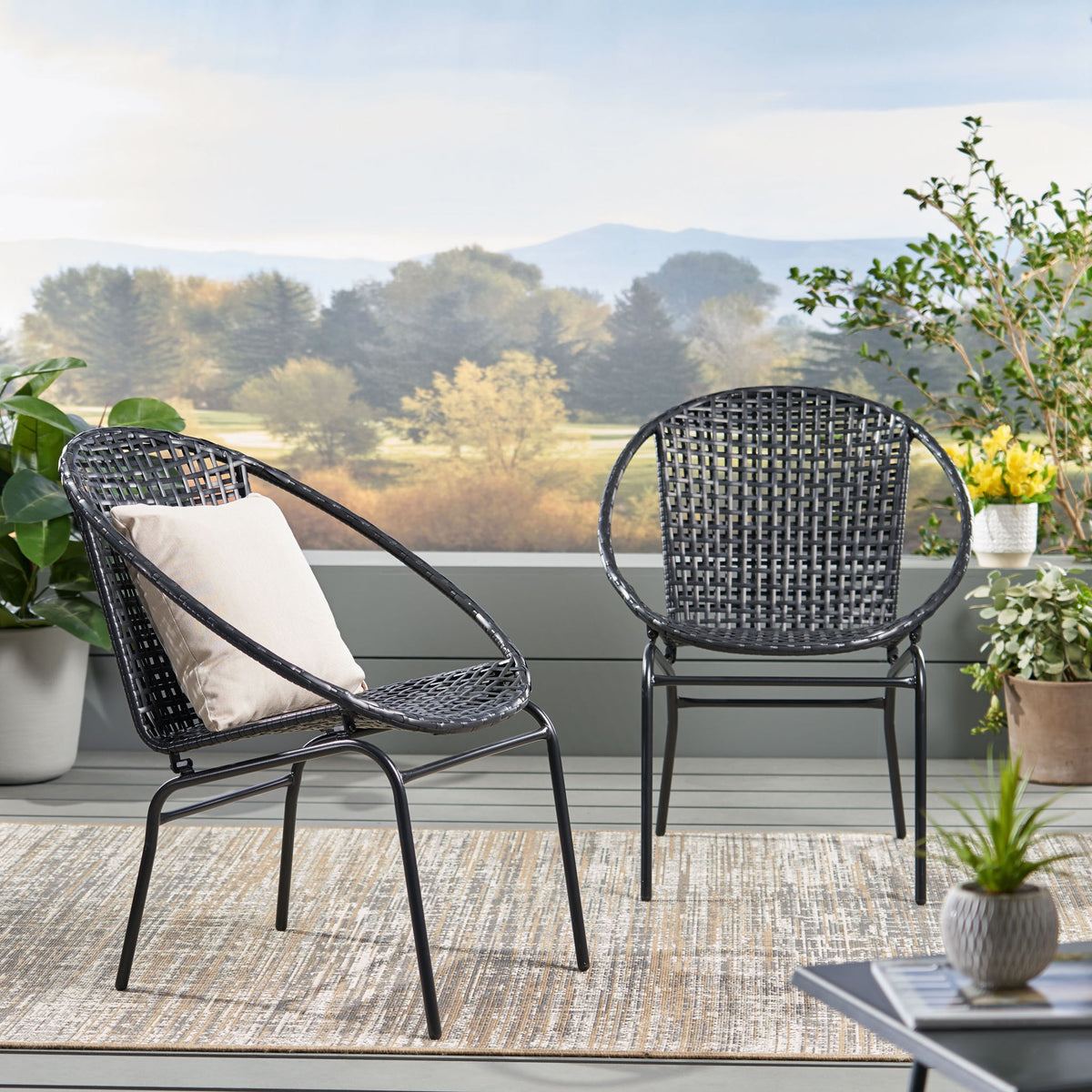 Java - Chair With Comfortable Design