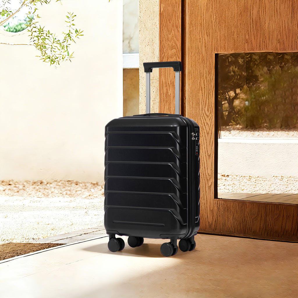 Hard Shell Travel Luggage With Scratch Resistant Surface