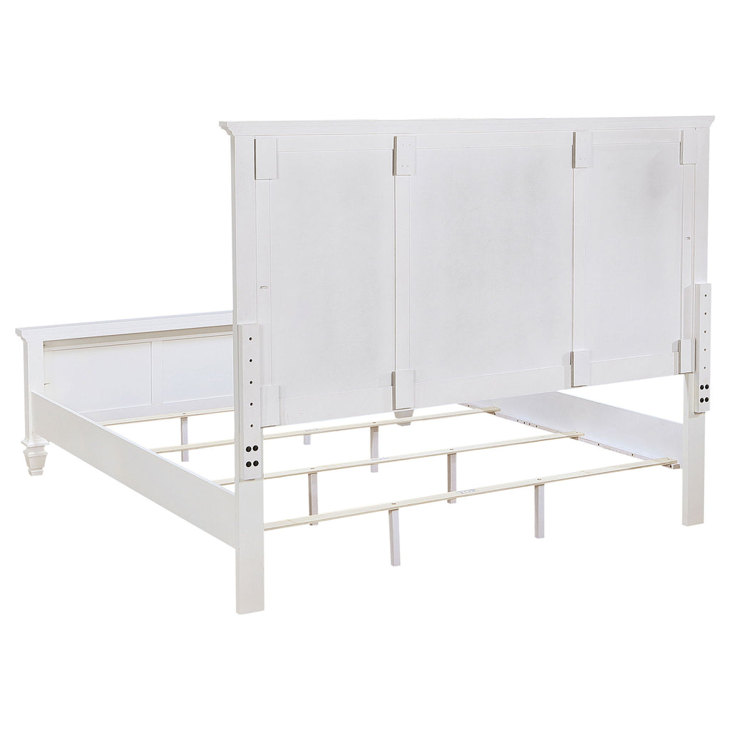 Dennis - 4 Piece Eastern King Bedroom Set - Cream White