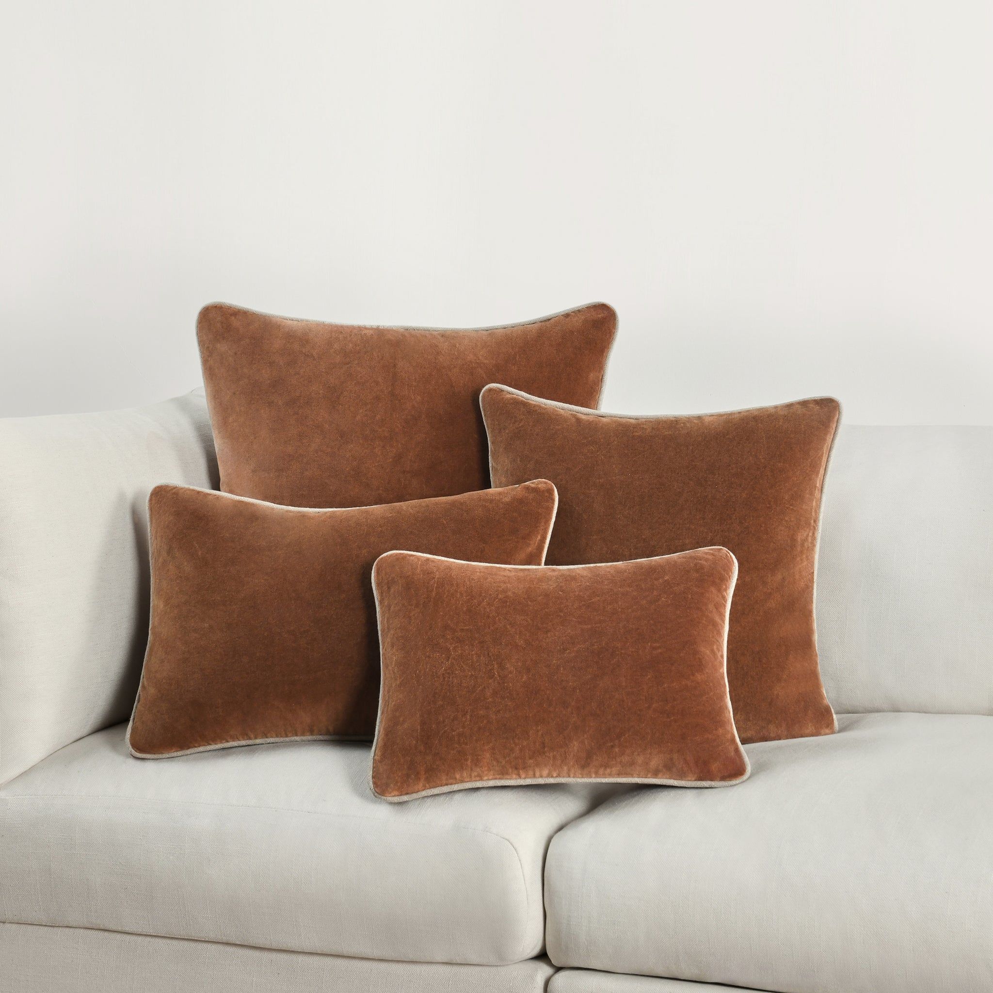 Heirloom Velvet - SLD Pillow - Hazel
