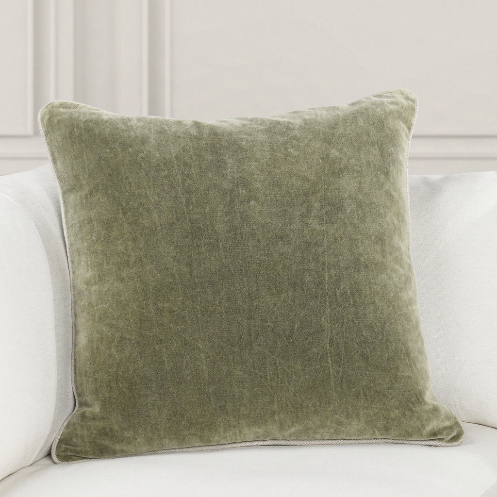 Heirloom Velvet - SLD Pillow - Moss