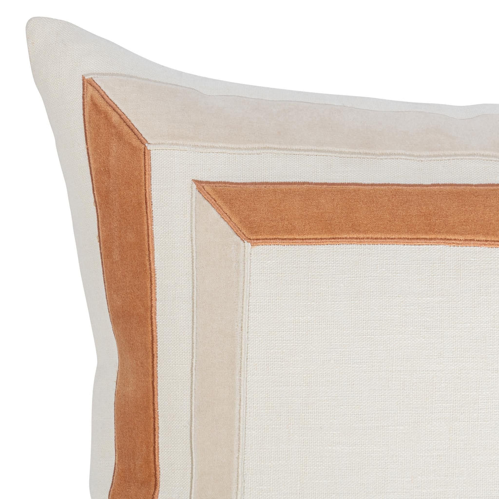 Maybrook - 22" x 22" Pillow - Ivory / Natural