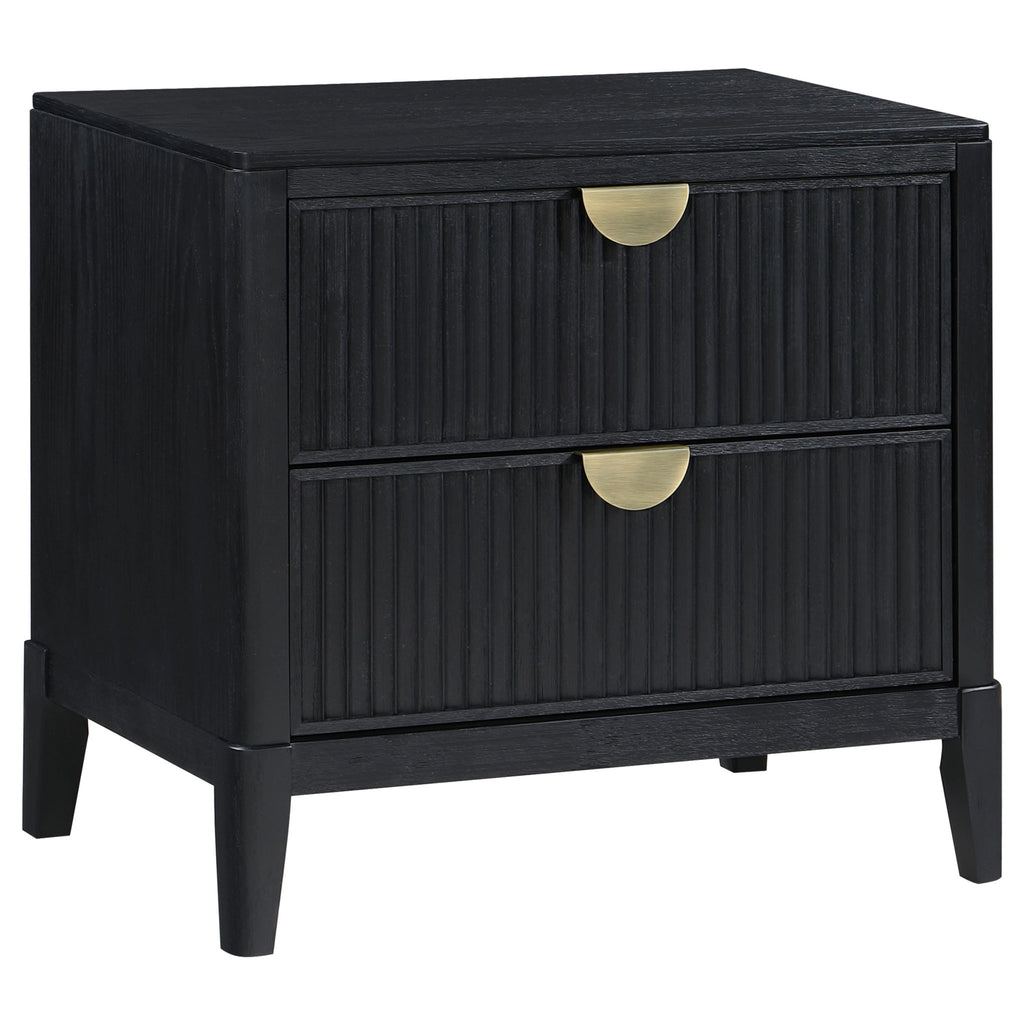 Ennis - Bedroom Set