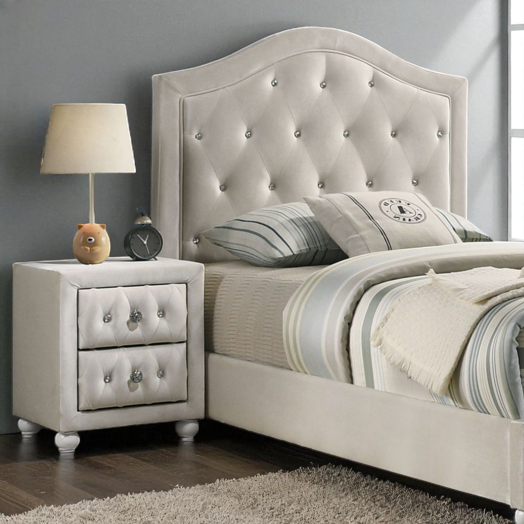 Reggie - Compact Nightstand