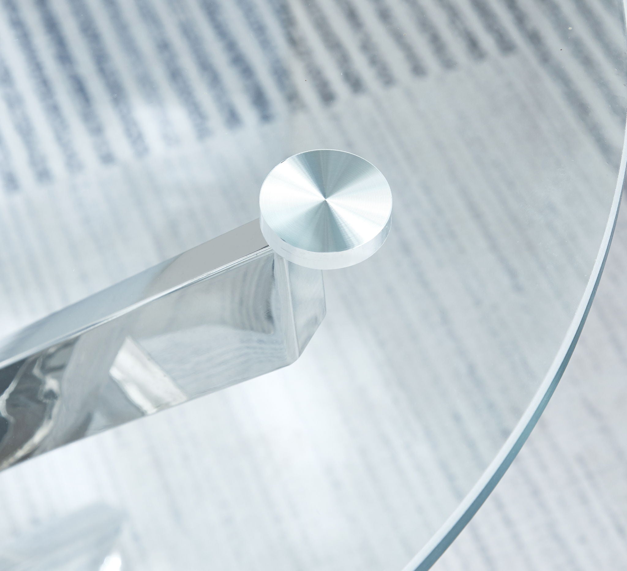 Modern Round Tempered Glass Table With Legs
