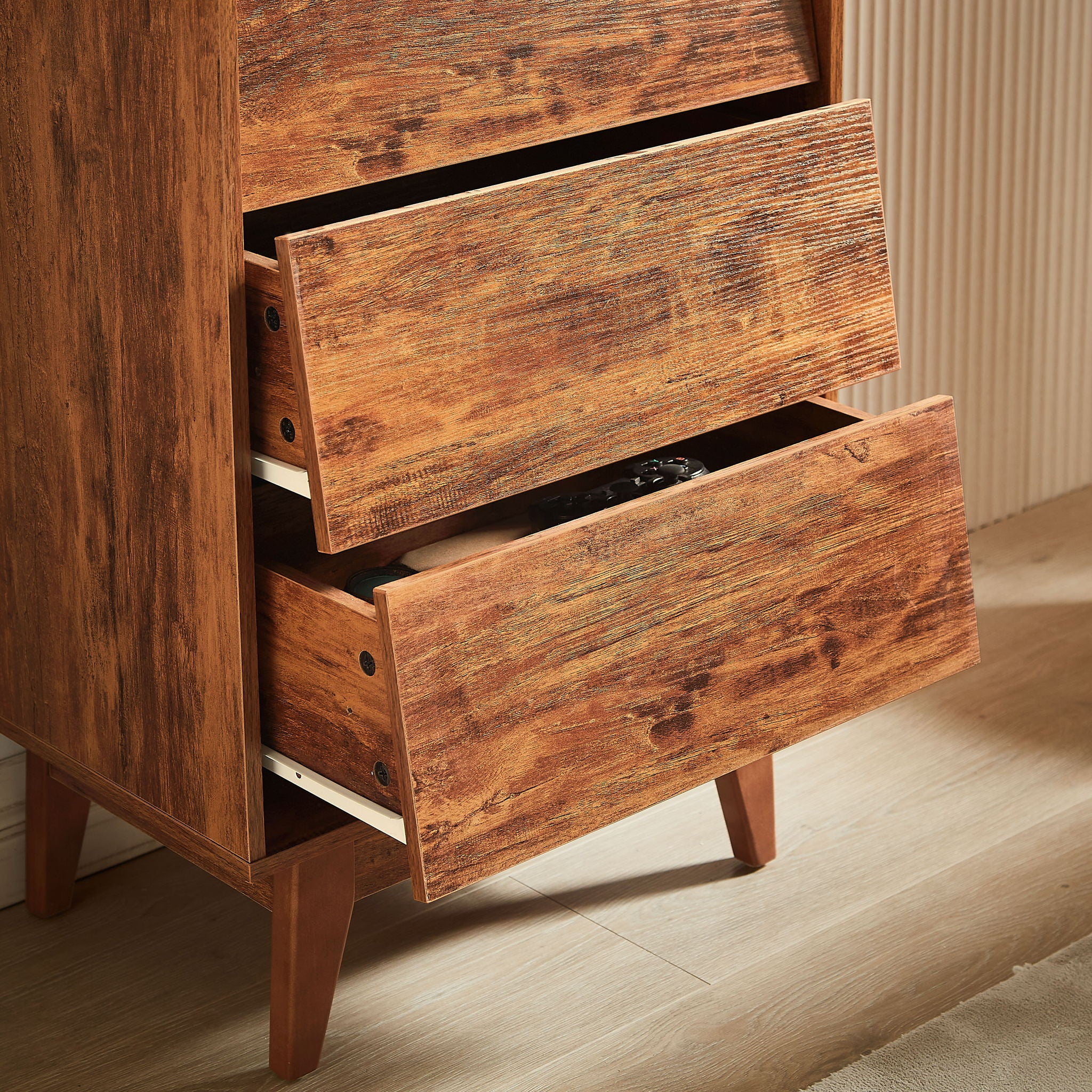 Vintage Style 4 Drawer Double Dresser With Bevel Design - Brown