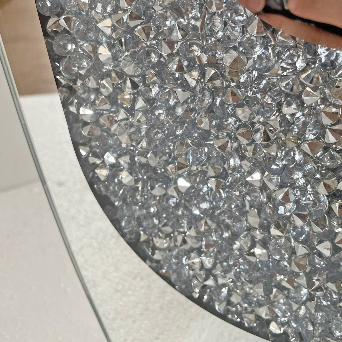 U - Shaped Floor Vase With Shattered Diamond Mirror Surface