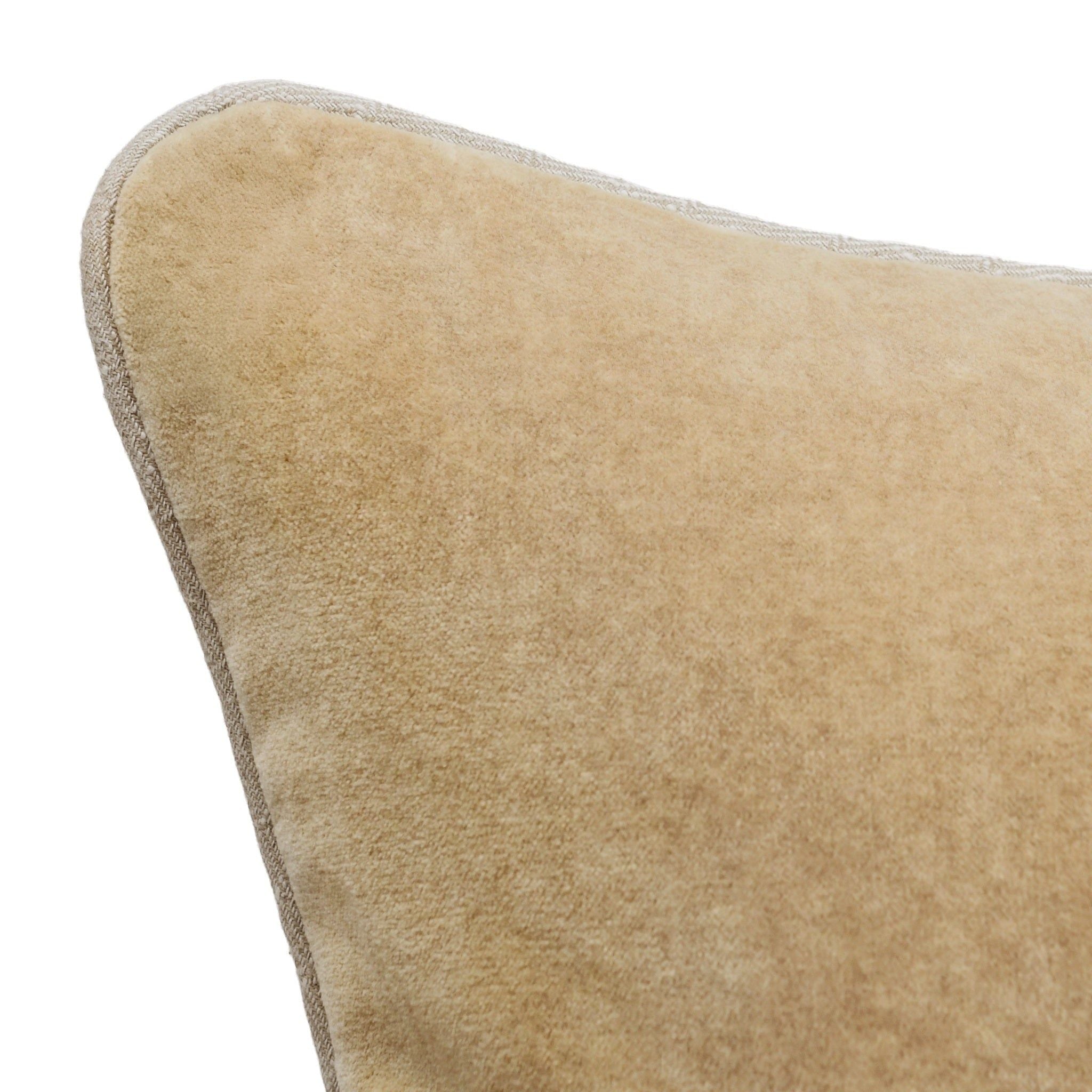 Heirloom Velvet - SLD Pillow - Wheat