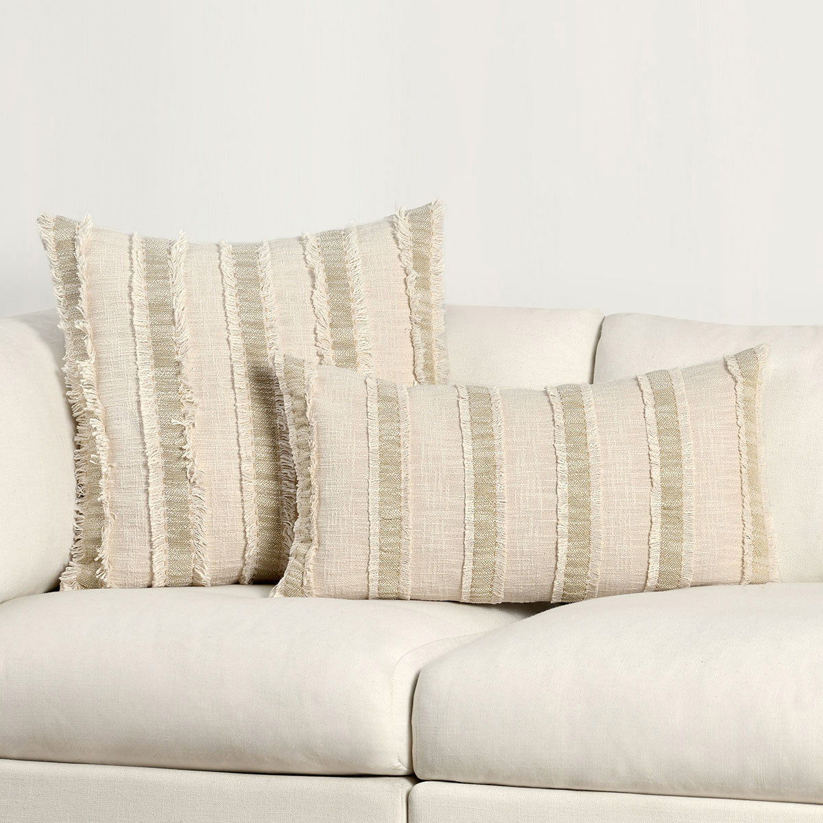 Nenna - 22" x 22" AF Pillow - Natural / Ivory