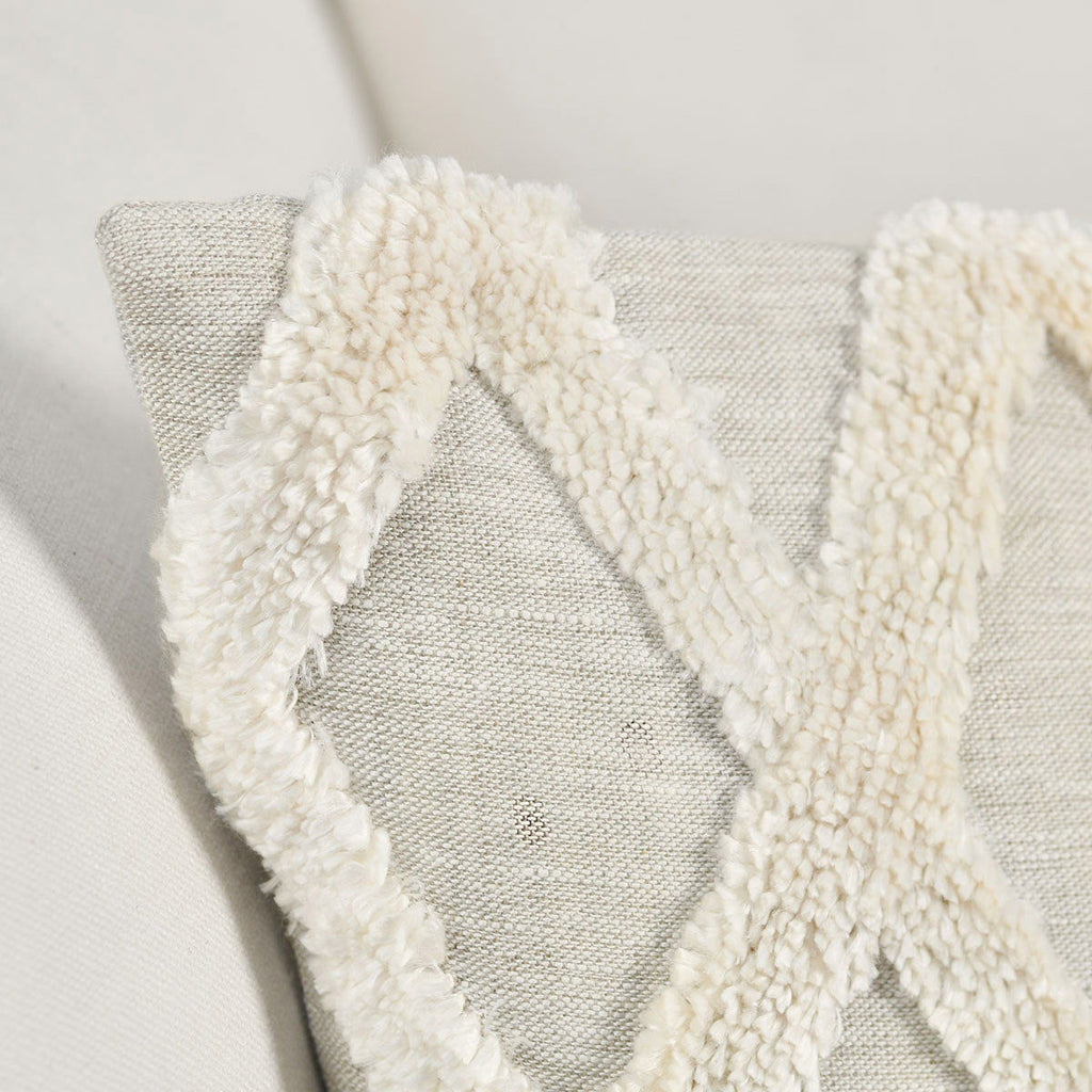 Eleet - Pillow 16' x 36' - Natural / Ivory