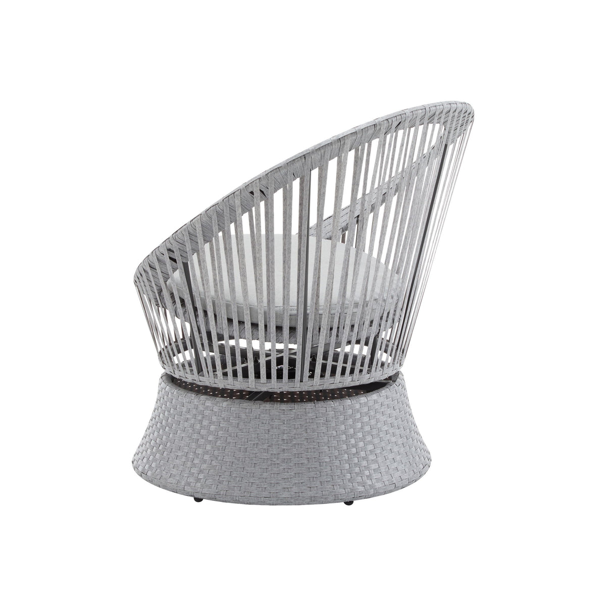 Modern Swivel Wicker Lounge Chair With Round Design