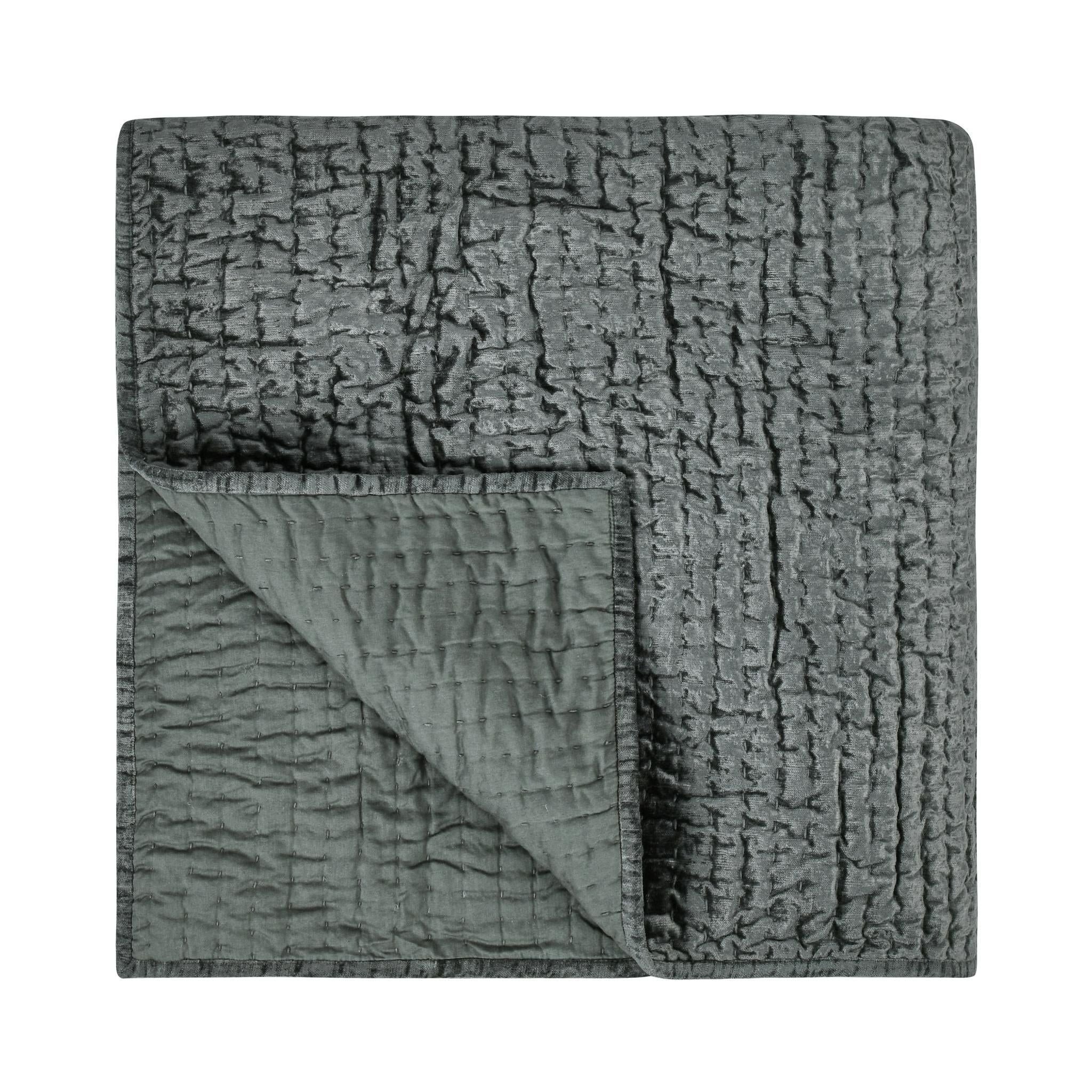 Bari - Velvet Quilt - Bay Green